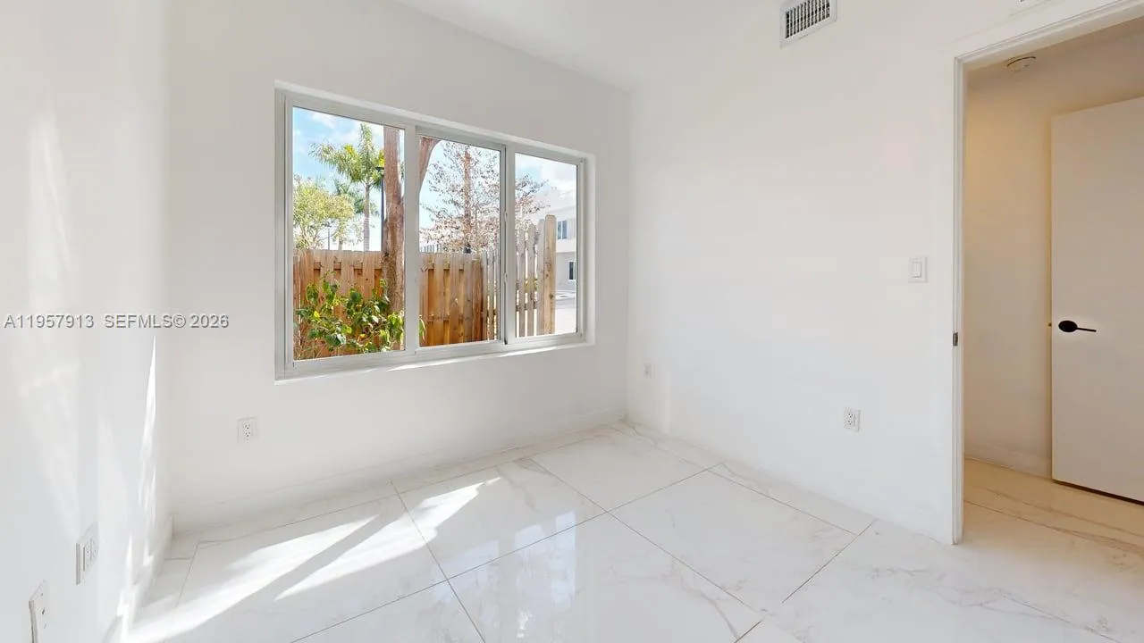 Homestead, Florida 33032, 4 Bedrooms Bedrooms, ,4 BathroomsBathrooms,Residential,For Sale,A11957913