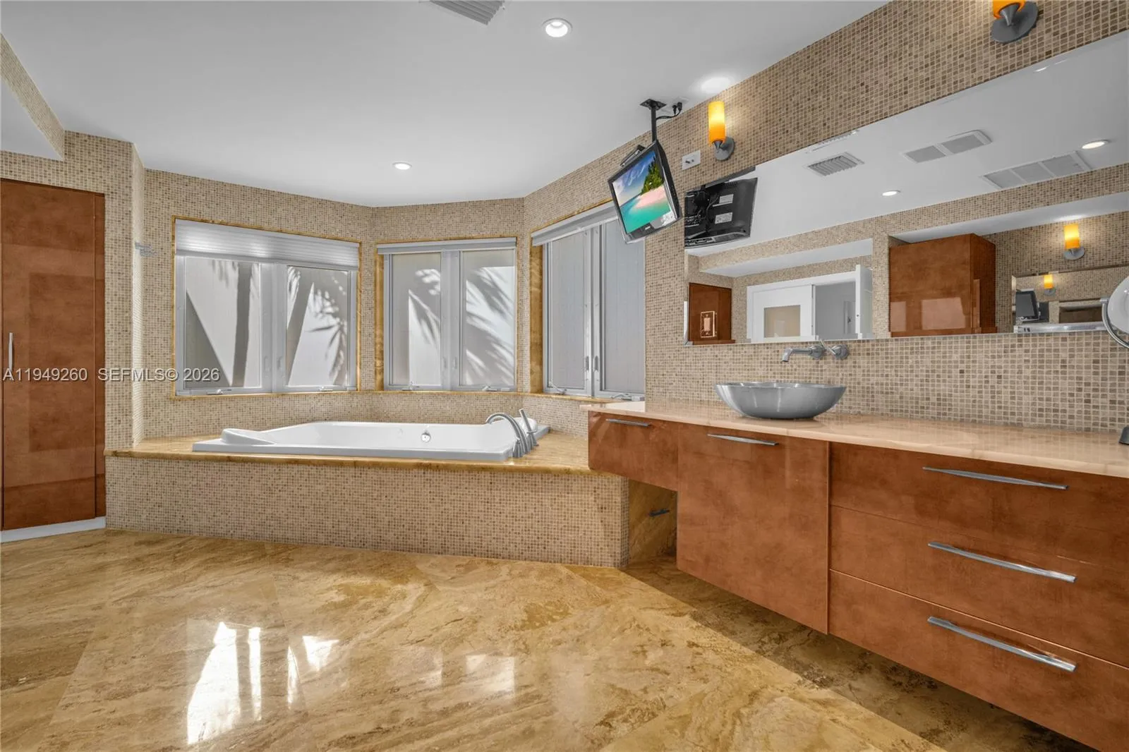 1710 S Miami Ave, Miami, Florida 33129, Miami, Florida 33129, 7 Bedrooms Bedrooms, ,7 BathroomsBathrooms,Residential,For Sale,1710 S Miami Ave, Miami, Florida 33129,A11949260