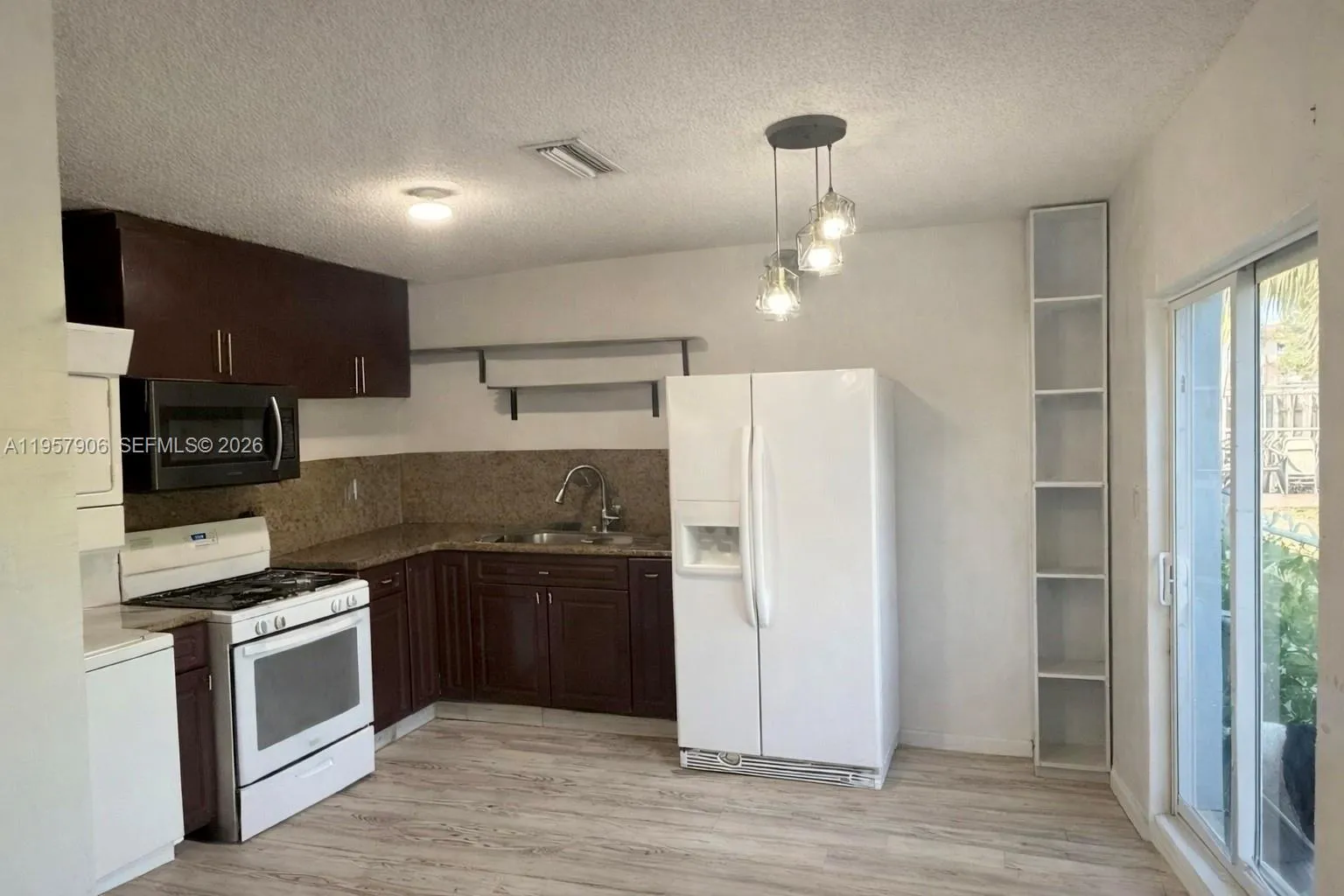 2671 Nw 87th Ln, Sunrise, Florida 33322, Sunrise, Florida 33322, 2 Bedrooms Bedrooms, ,1 BathroomBathrooms,Residential,For Sale,2671 Nw 87th Ln, Sunrise, Florida 33322,A11957906