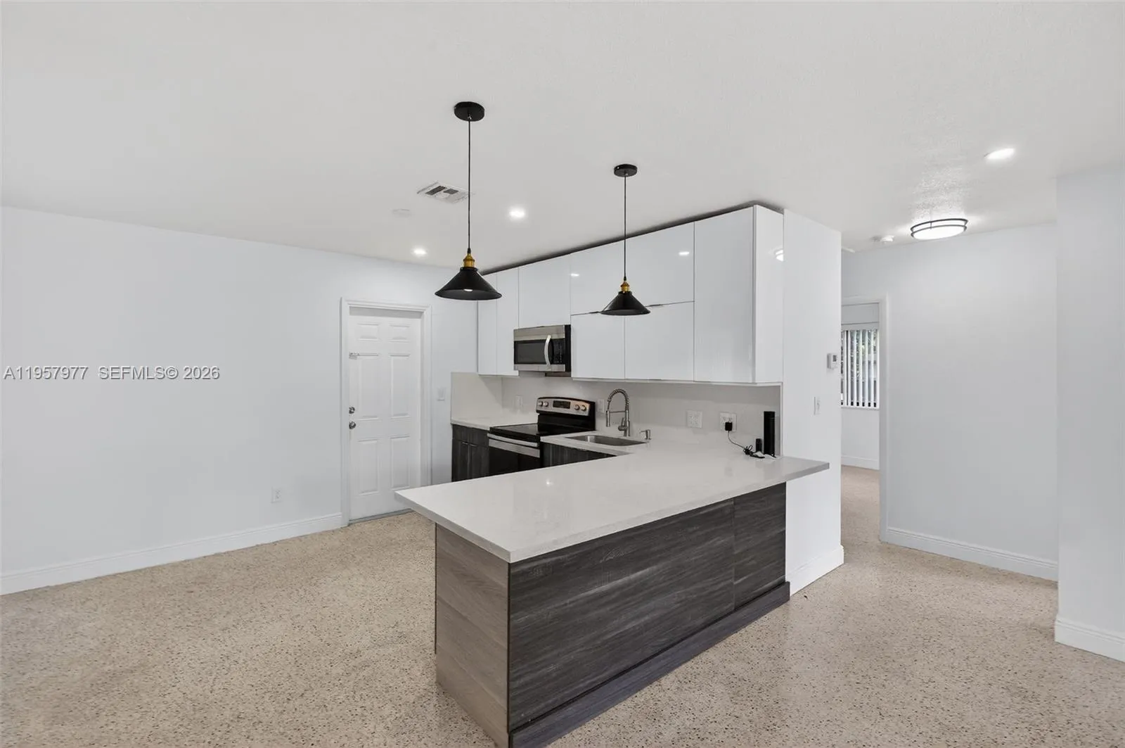 4727 Nw 4th St 4727, Miami, Florida 33126, Miami, Florida 33126, 3 Bedrooms Bedrooms, ,2 BathroomsBathrooms,Residential Lease,For Rent,4727 Nw 4th St 4727, Miami, Florida 33126,A11957977