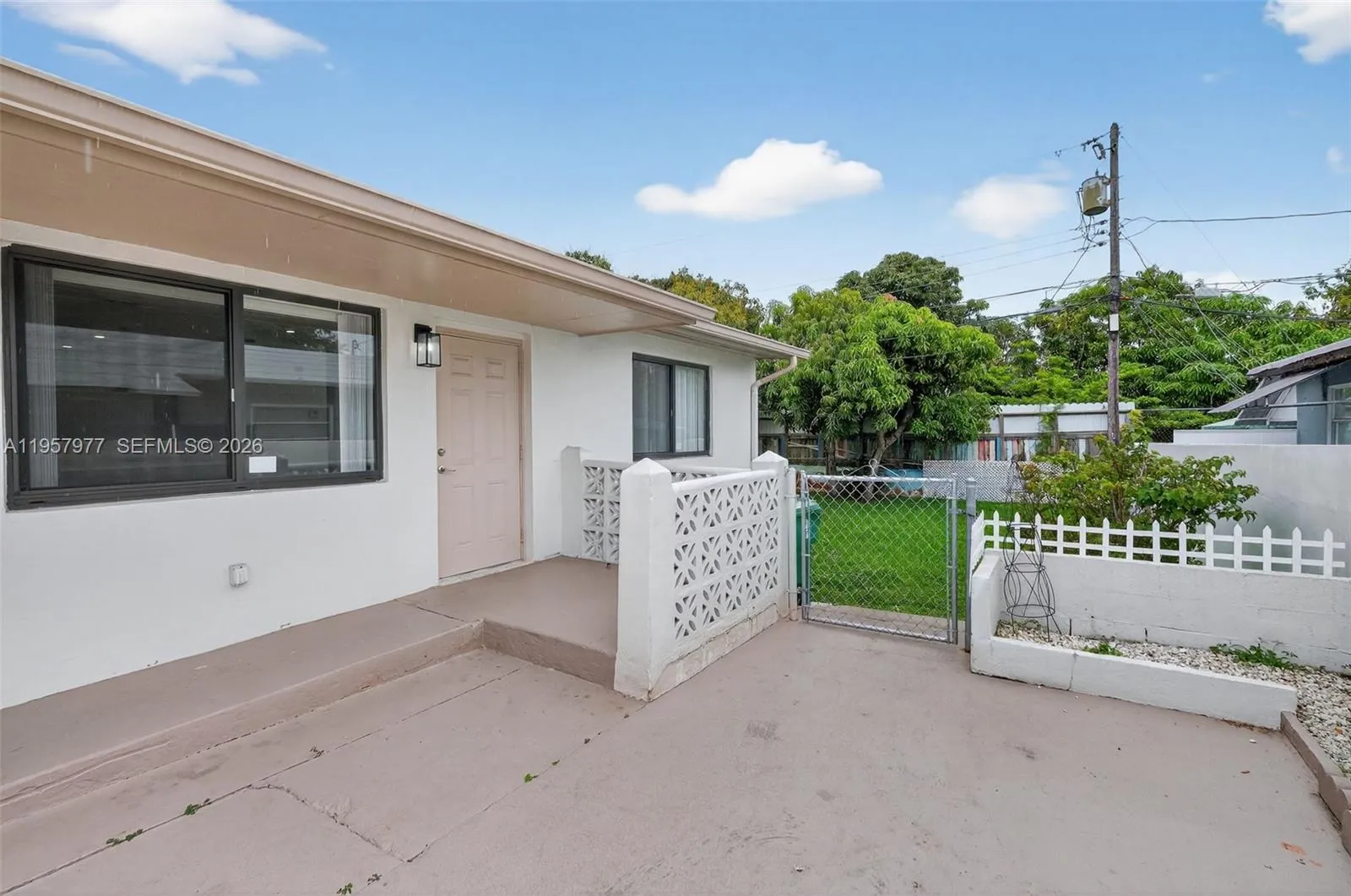 4727 Nw 4th St 4727, Miami, Florida 33126, Miami, Florida 33126, 3 Bedrooms Bedrooms, ,2 BathroomsBathrooms,Residential Lease,For Rent,4727 Nw 4th St 4727, Miami, Florida 33126,A11957977