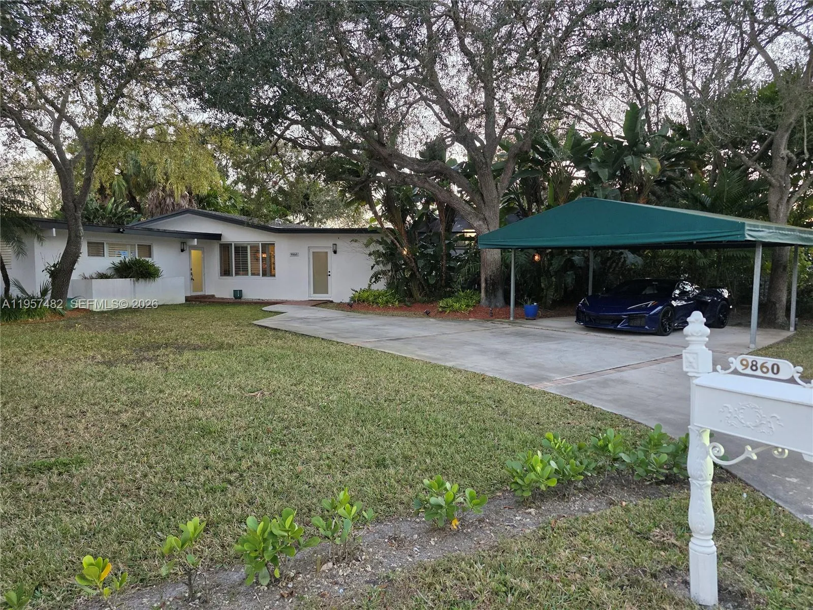 9860 Sw 140th St, Miami, Florida 33176, Miami, Florida 33176, 4 Bedrooms Bedrooms, ,3 BathroomsBathrooms,Residential,For Sale,9860 Sw 140th St, Miami, Florida 33176,A11957482