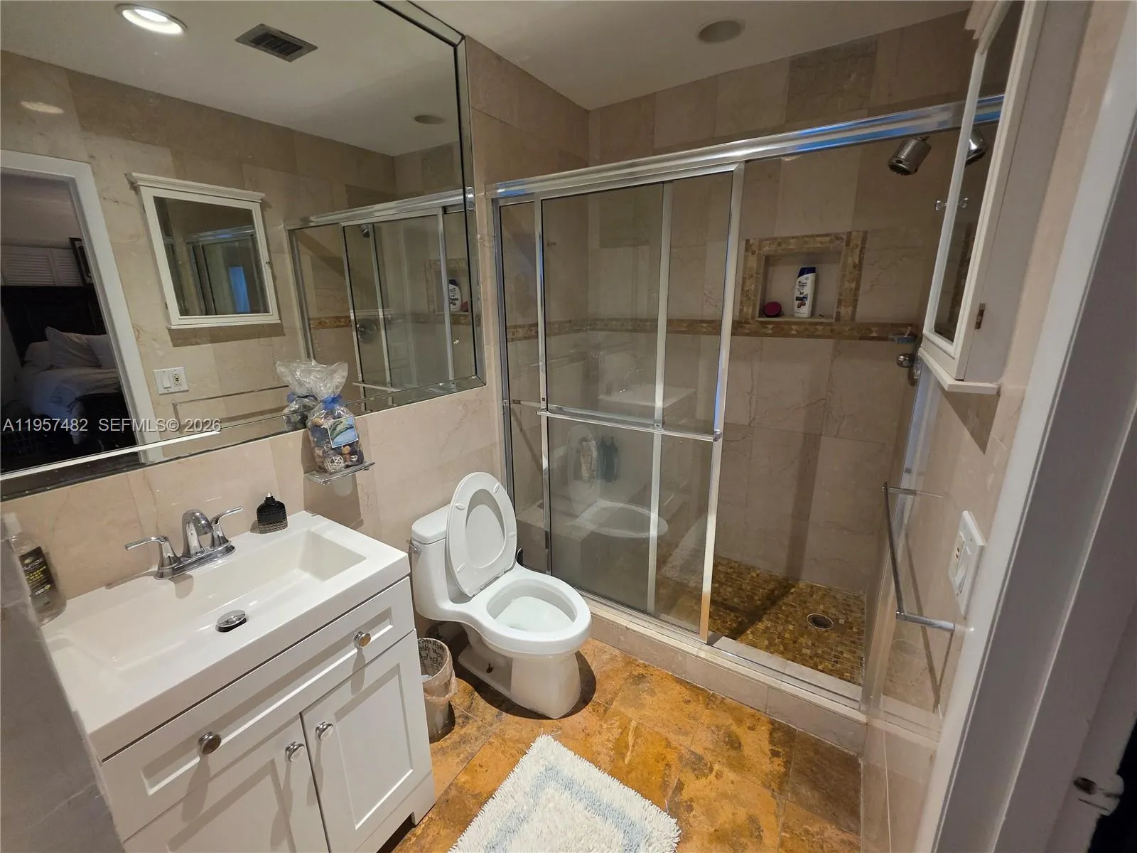 9860 Sw 140th St, Miami, Florida 33176, Miami, Florida 33176, 4 Bedrooms Bedrooms, ,3 BathroomsBathrooms,Residential,For Sale,9860 Sw 140th St, Miami, Florida 33176,A11957482