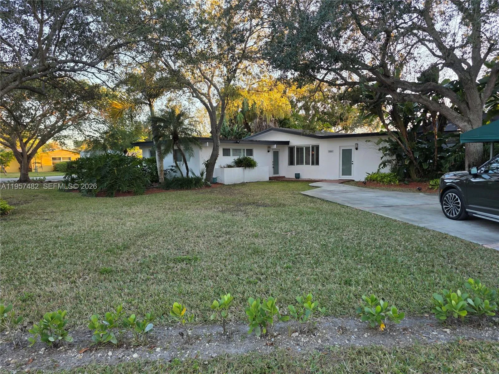 9860 Sw 140th St, Miami, Florida 33176, Miami, Florida 33176, 4 Bedrooms Bedrooms, ,3 BathroomsBathrooms,Residential,For Sale,9860 Sw 140th St, Miami, Florida 33176,A11957482