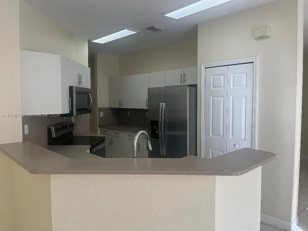 11723 Sw 137 Path 11723, Miami, Florida 33186, Miami, Florida 33186, 3 Bedrooms Bedrooms, ,2 BathroomsBathrooms,Residential Lease,For Rent,11723 Sw 137 Path 11723, Miami, Florida 33186,A11956793