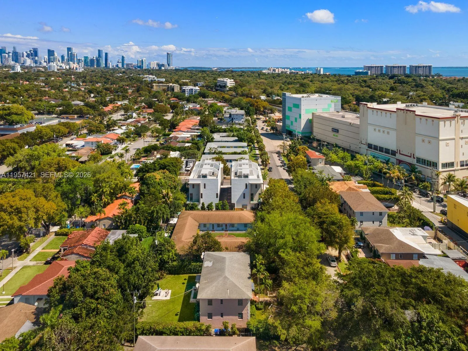 2501 Sw 27 St 2, Miami, Florida 33133, Miami, Florida 33133, 3 Bedrooms Bedrooms, ,3 BathroomsBathrooms,Residential,For Sale,2501 Sw 27 St 2, Miami, Florida 33133,A11957421