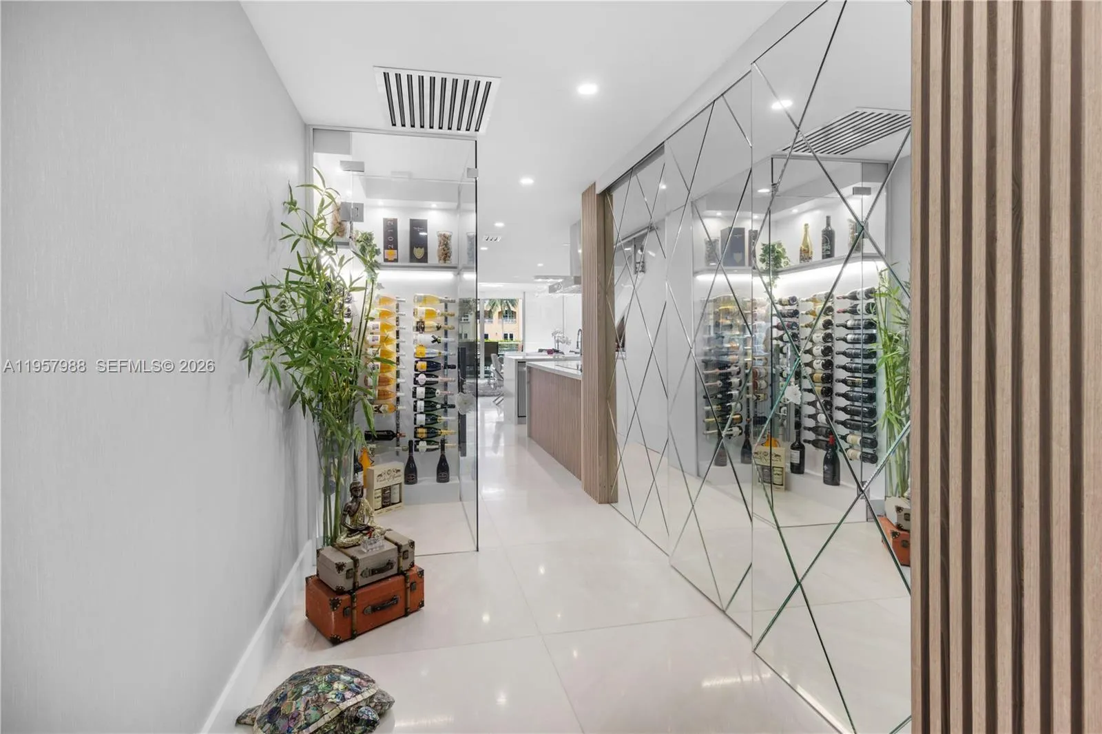 2950 Ne 188th St 122, Aventura, Florida 33180, Aventura, Florida 33180, 2 Bedrooms Bedrooms, ,3 BathroomsBathrooms,Residential,For Sale,2950 Ne 188th St 122, Aventura, Florida 33180,A11957988