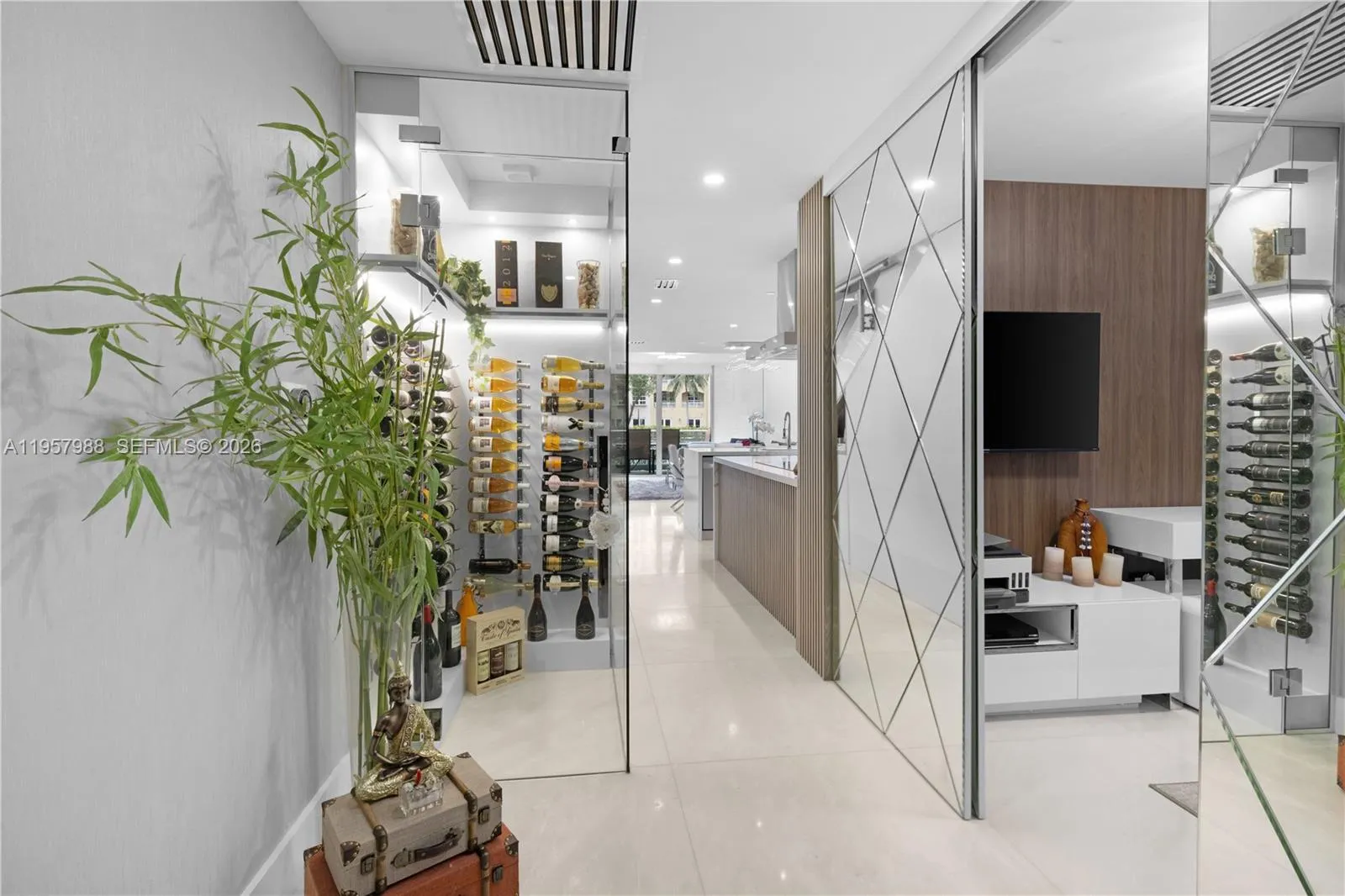 2950 Ne 188th St 122, Aventura, Florida 33180, Aventura, Florida 33180, 2 Bedrooms Bedrooms, ,3 BathroomsBathrooms,Residential,For Sale,2950 Ne 188th St 122, Aventura, Florida 33180,A11957988