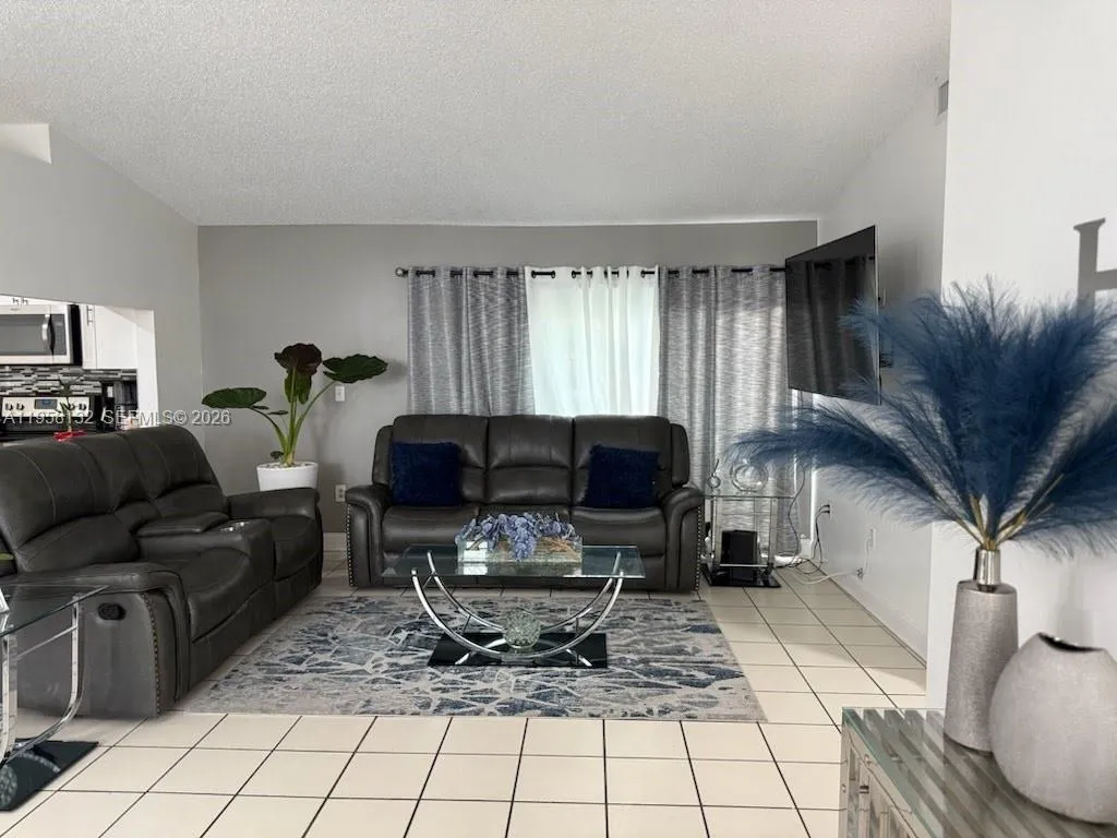 9829 Sw 221st St, Cutler Bay, Florida 33190, Cutler Bay, Florida 33190, 3 Bedrooms Bedrooms, ,2 BathroomsBathrooms,Residential,For Sale,9829 Sw 221st St, Cutler Bay, Florida 33190,A11958132
