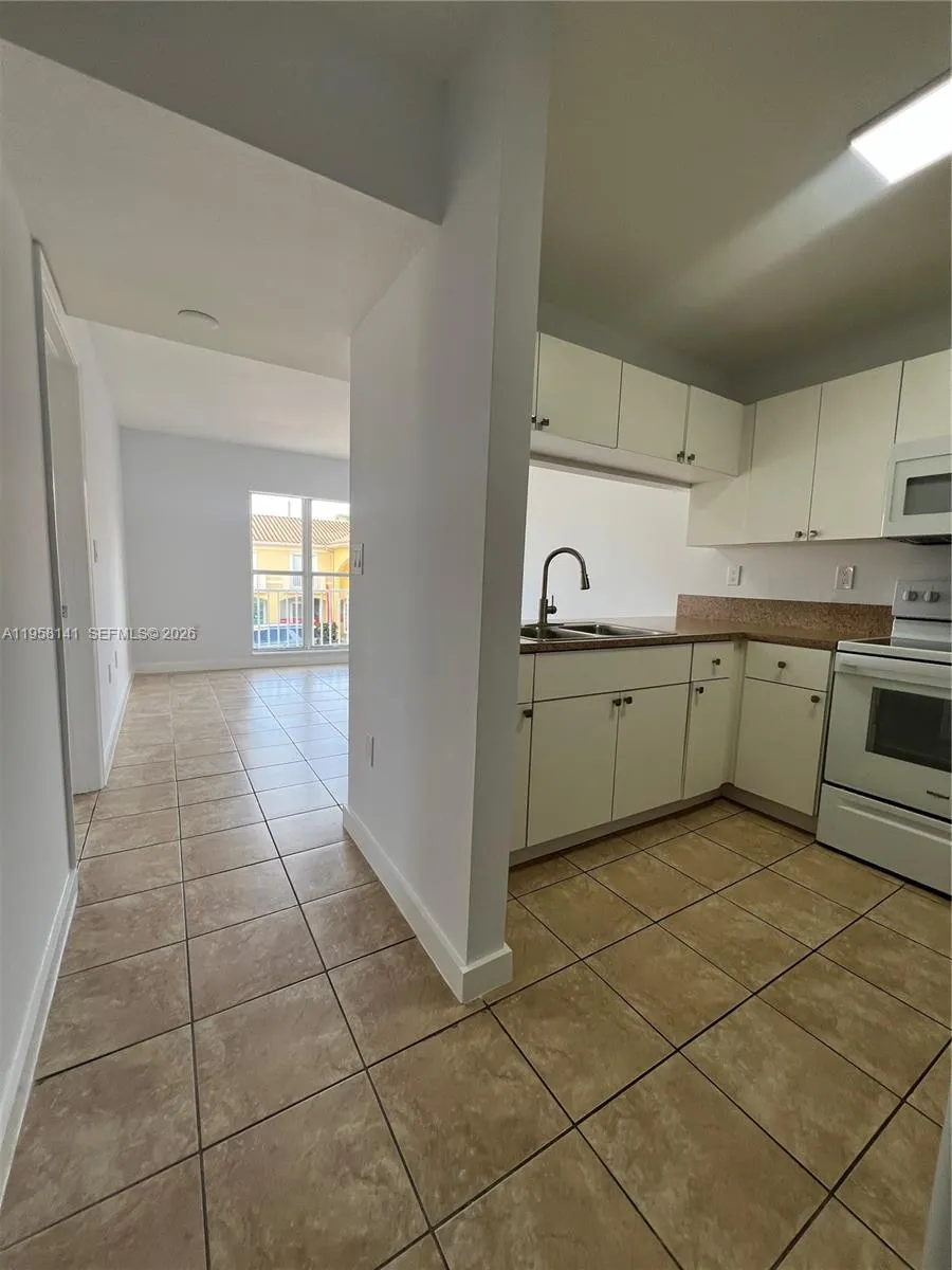 9720 Sw 184th St 210, Cutler Bay, Florida 33157, Cutler Bay, Florida 33157, 1 Bedroom Bedrooms, ,1 BathroomBathrooms,Residential Lease,For Rent,9720 Sw 184th St 210, Cutler Bay, Florida 33157,A11958141
