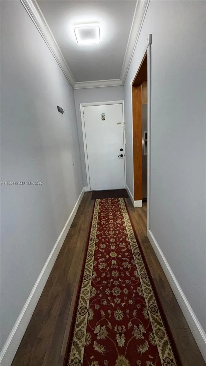 1075 W 68th St 403, Hialeah, Florida 33014, Hialeah, Florida 33014, 2 Bedrooms Bedrooms, ,1 BathroomBathrooms,Residential,For Sale,1075 W 68th St 403, Hialeah, Florida 33014,A11958110