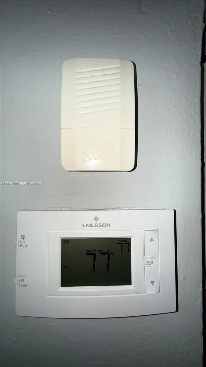 1075 W 68th St 403, Hialeah, Florida 33014, Hialeah, Florida 33014, 2 Bedrooms Bedrooms, ,1 BathroomBathrooms,Residential,For Sale,1075 W 68th St 403, Hialeah, Florida 33014,A11958110