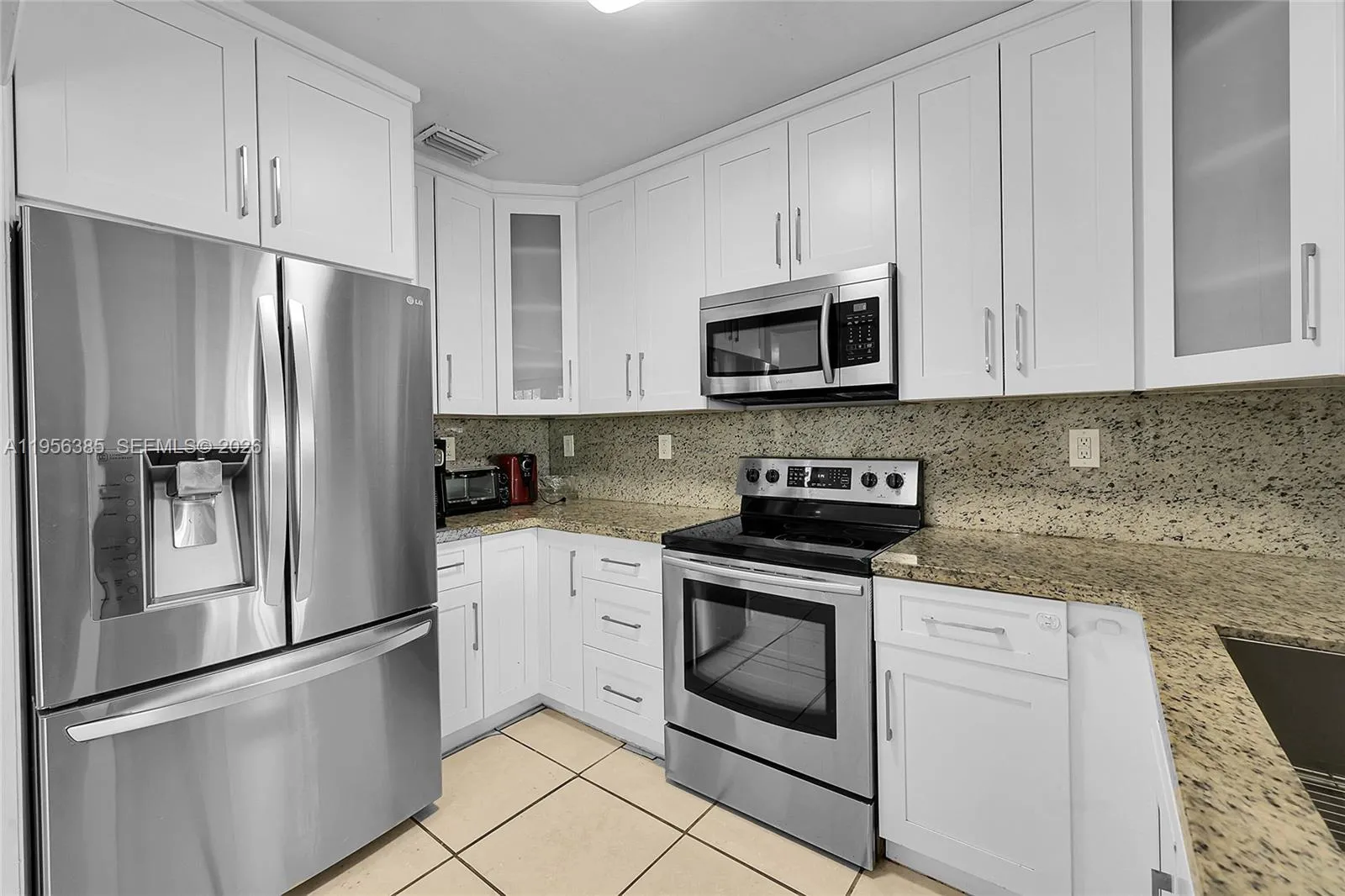 3614 Sw 58th Ave, Miami, Florida 33155, Miami, Florida 33155, 4 Bedrooms Bedrooms, ,2 BathroomsBathrooms,Residential Lease,For Rent,3614 Sw 58th Ave, Miami, Florida 33155,A11956385