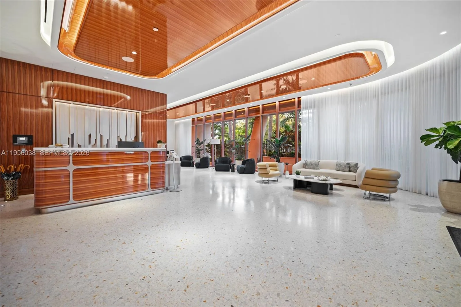2655 S Bayshore Dr 805, Miami, Florida 33133, Miami, Florida 33133, 2 Bedrooms Bedrooms, ,2 BathroomsBathrooms,Residential,For Sale,2655 S Bayshore Dr 805, Miami, Florida 33133,A11956038