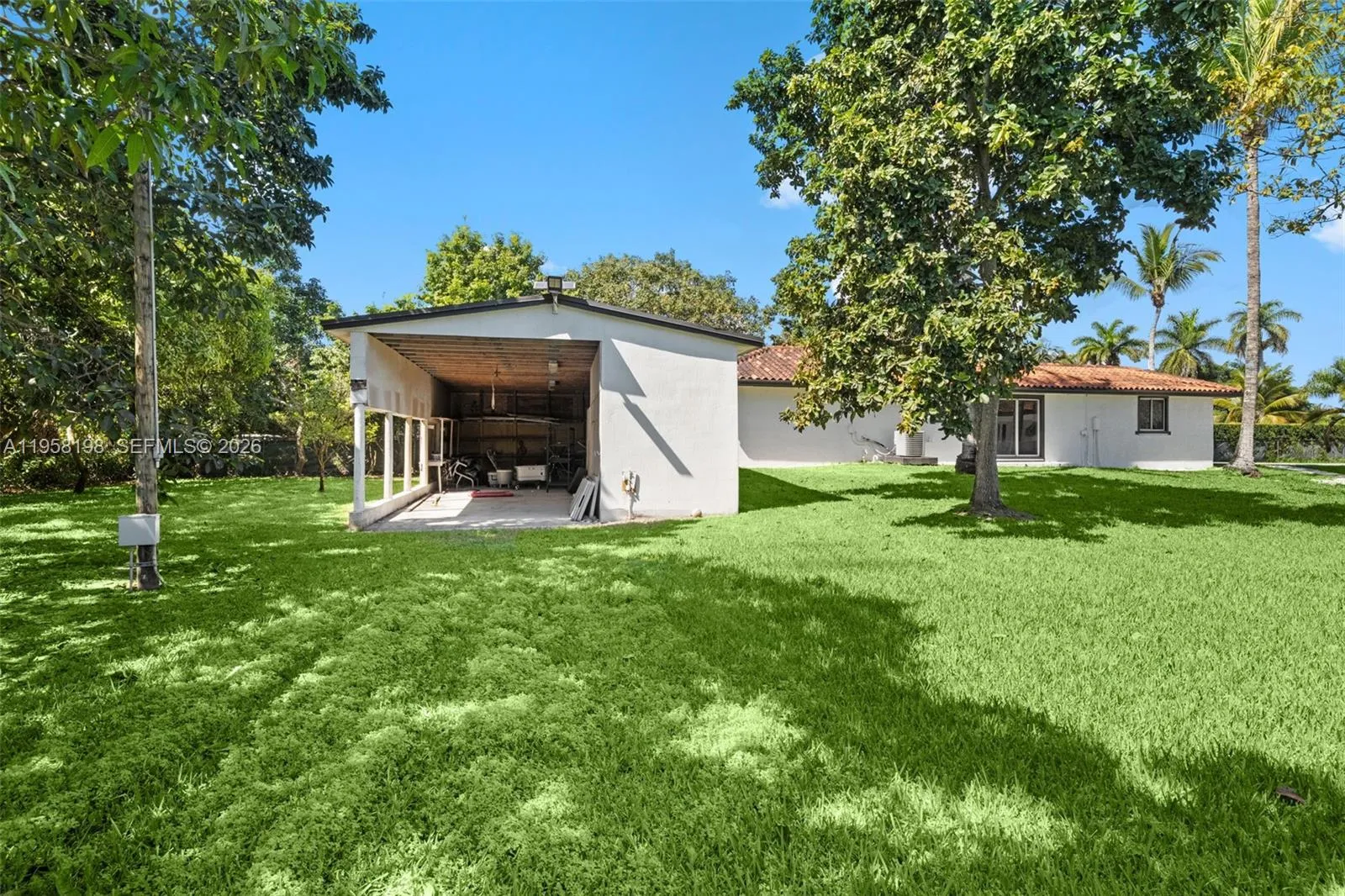 16800 Sw 190th St, Miami, Florida 33187, Miami, Florida 33187, 6 Bedrooms Bedrooms, ,4 BathroomsBathrooms,Residential,For Sale,16800 Sw 190th St, Miami, Florida 33187,A11958198