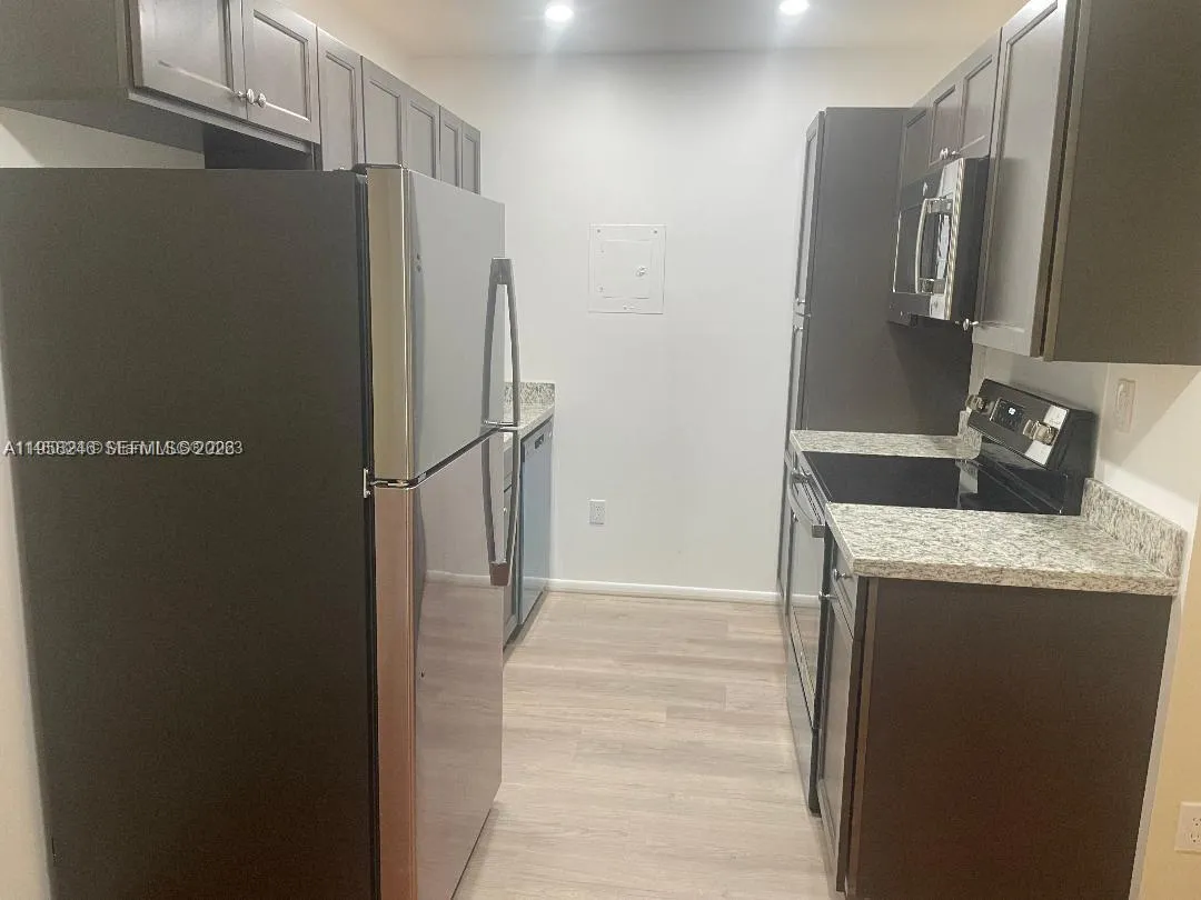 10784 N Kendall Dr D4, Miami, Florida 33176, Miami, Florida 33176, 2 Bedrooms Bedrooms, ,2 BathroomsBathrooms,Residential,For Sale,10784 N Kendall Dr D4, Miami, Florida 33176,A11958246