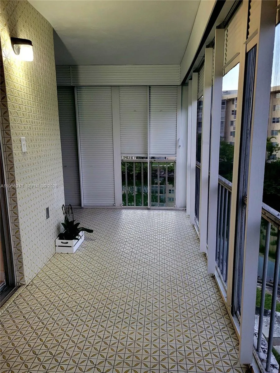 3030 Marcos Dr T301, Aventura, Florida 33160, Aventura, Florida 33160, 2 Bedrooms Bedrooms, ,2 BathroomsBathrooms,Residential,For Sale,3030 Marcos Dr T301, Aventura, Florida 33160,A11958248