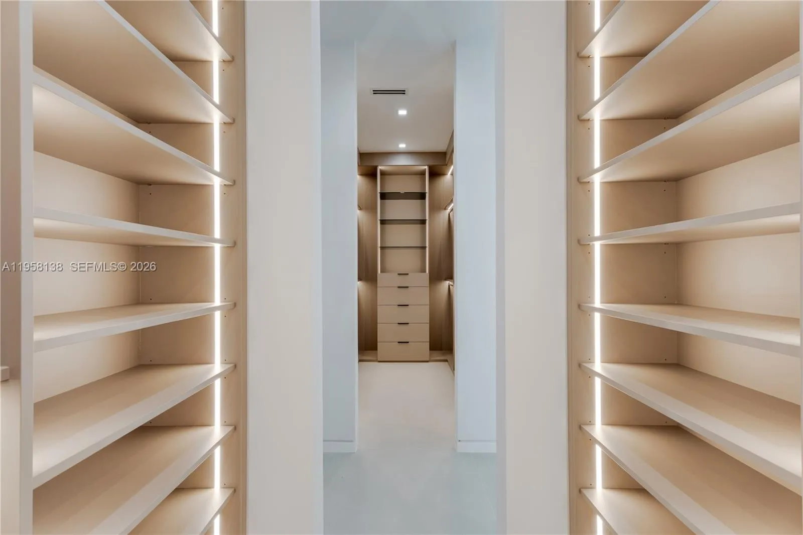 11000 Sw 120th St, Miami, Florida 33176, Miami, Florida 33176, 5 Bedrooms Bedrooms, ,5 BathroomsBathrooms,Residential,For Sale,11000 Sw 120th St, Miami, Florida 33176,A11958138