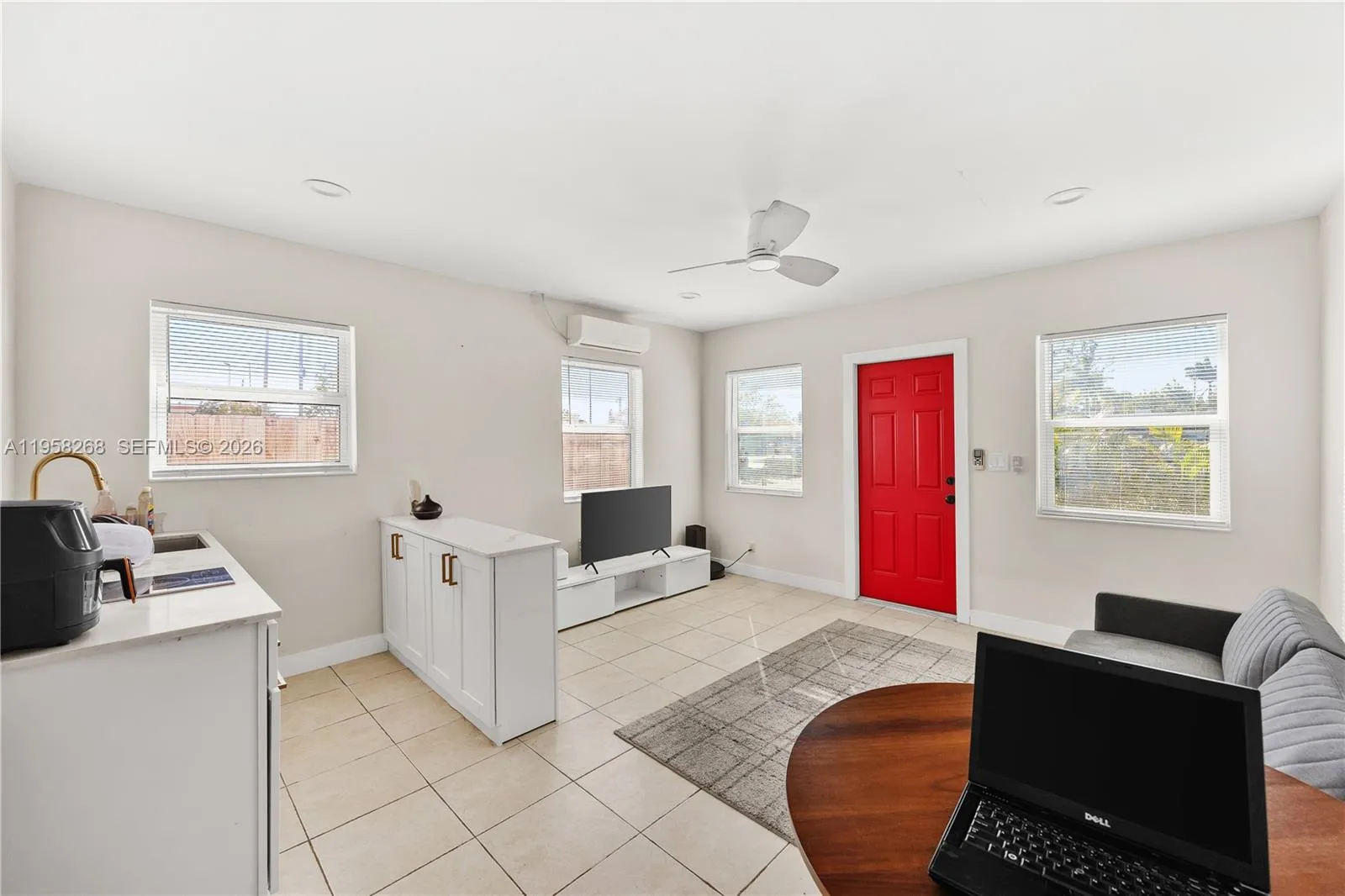 415 E Oakland Park Blvd, Oakland Park, Florida 333, Oakland Park, Florida 33334, ,Residential Income,For Sale,415 E Oakland Park Blvd, Oakland Park, Florida 333,A11958268