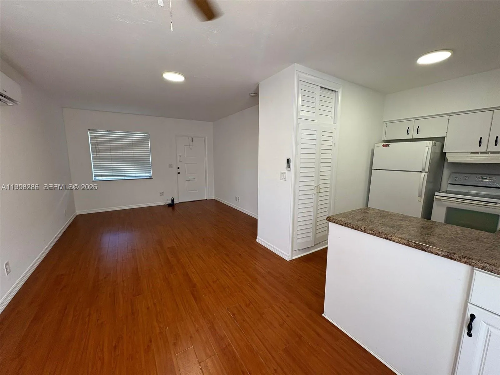 2222 Taylor St 12, Hollywood, Florida 33020, Hollywood, Florida 33020, 1 Bedroom Bedrooms, ,1 BathroomBathrooms,Residential,For Sale,2222 Taylor St 12, Hollywood, Florida 33020,A11958286
