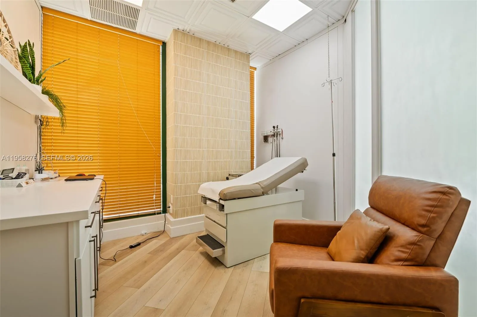 200 S Andrews Ave 102, Fort Lauderdale, Florida 33, Fort Lauderdale, Florida 33301, ,Commercial Lease,For Rent,200 S Andrews Ave 102, Fort Lauderdale, Florida 33,A11958276