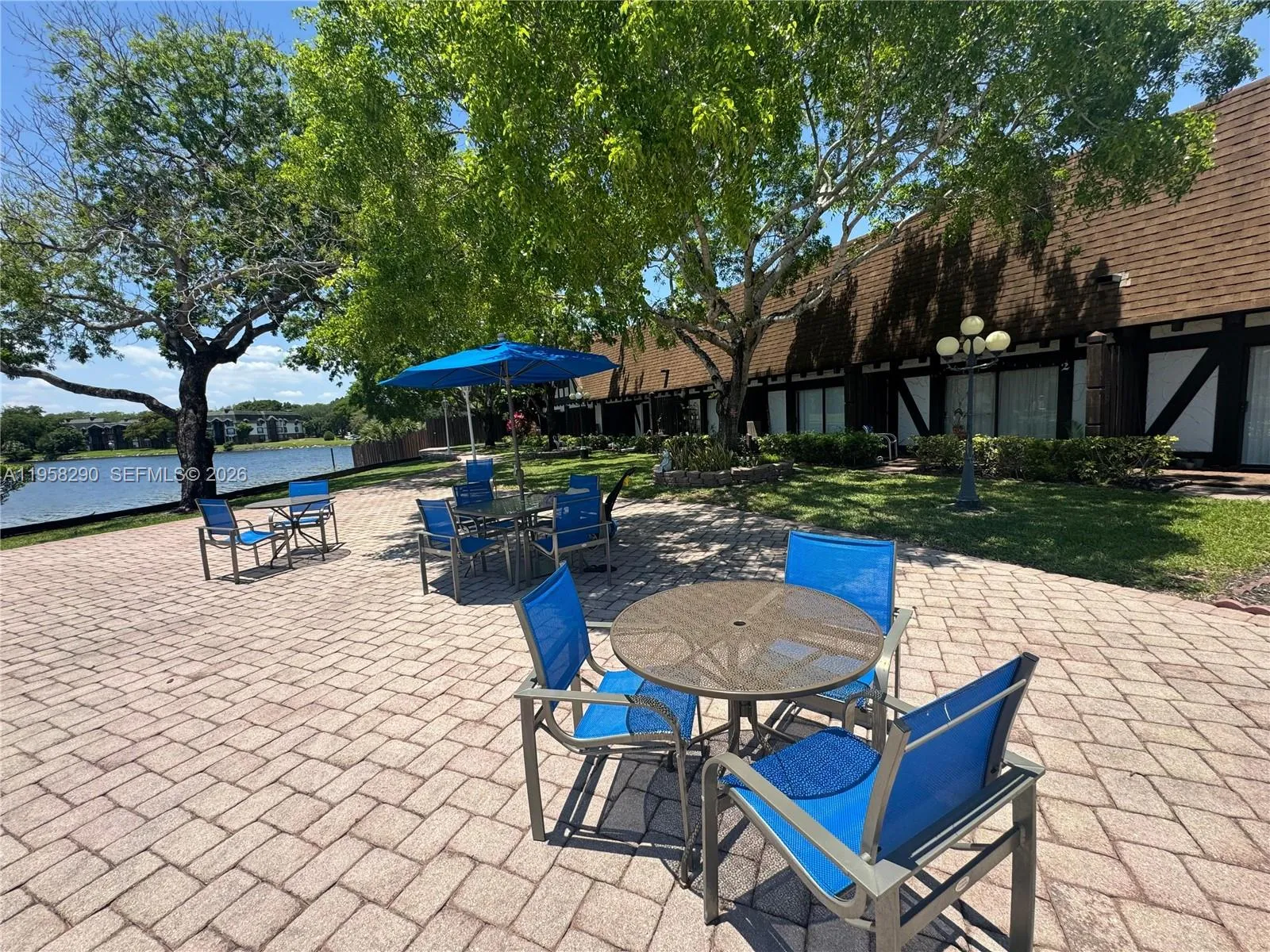 3720 Inverrary Dr 2s, Lauderhill, Florida 33319, Lauderhill, Florida 33319, 1 Bedroom Bedrooms, ,1 BathroomBathrooms,Residential,For Sale,3720 Inverrary Dr 2s, Lauderhill, Florida 33319,A11958290