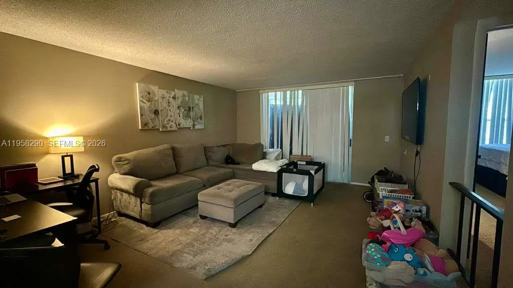 3720 Inverrary Dr 2s, Lauderhill, Florida 33319, Lauderhill, Florida 33319, 1 Bedroom Bedrooms, ,1 BathroomBathrooms,Residential,For Sale,3720 Inverrary Dr 2s, Lauderhill, Florida 33319,A11958290