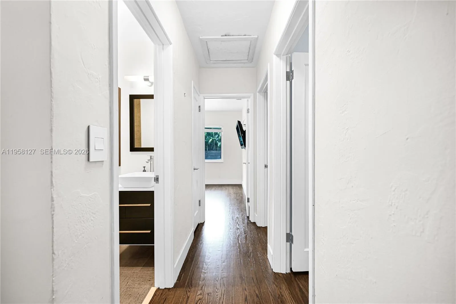 295 De Leon Dr, Miami Springs, Florida 33166, Miami Springs, Florida 33166, 3 Bedrooms Bedrooms, ,2 BathroomsBathrooms,Residential Lease,For Rent,295 De Leon Dr, Miami Springs, Florida 33166,A11958127