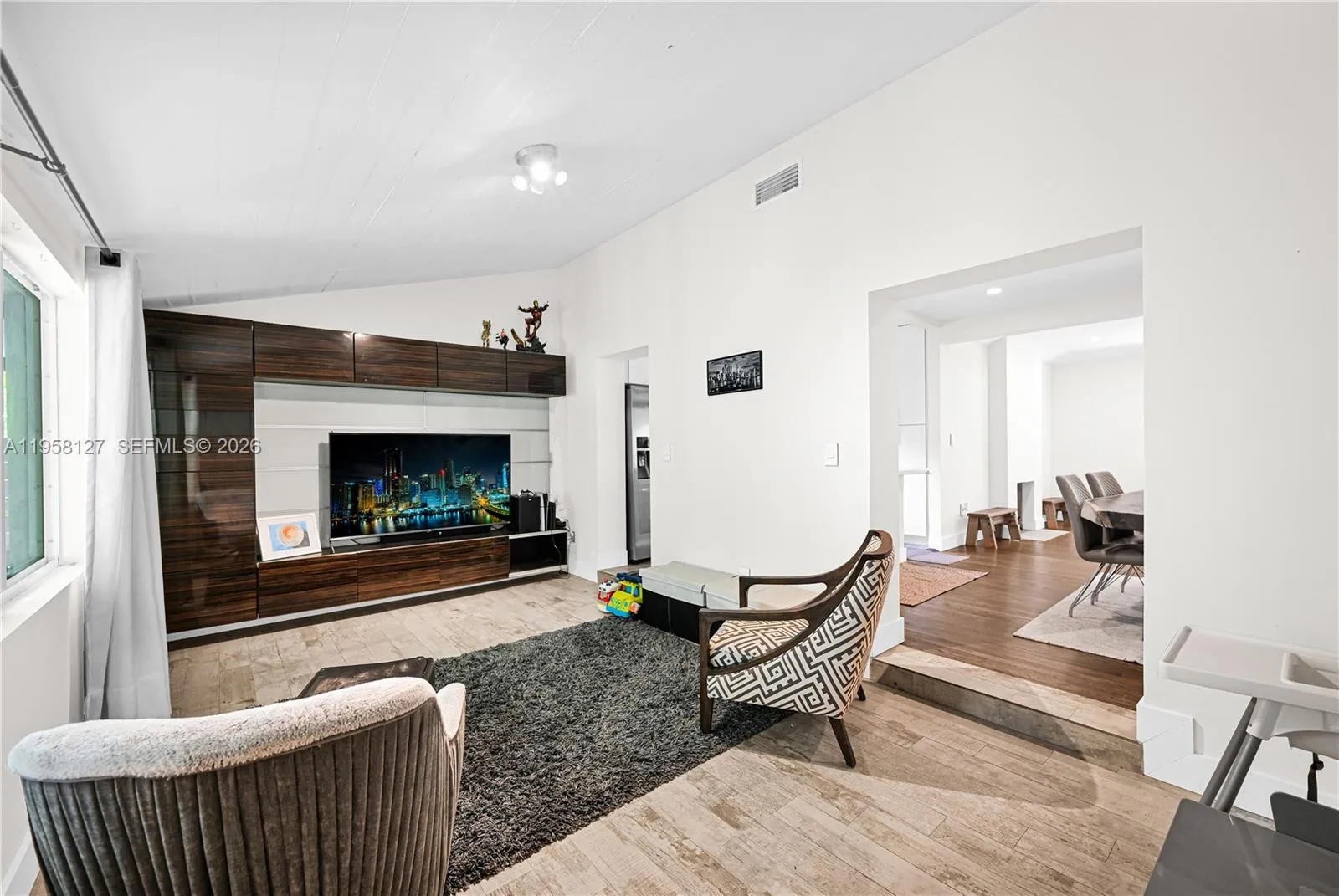 295 De Leon Dr, Miami Springs, Florida 33166, Miami Springs, Florida 33166, 3 Bedrooms Bedrooms, ,2 BathroomsBathrooms,Residential Lease,For Rent,295 De Leon Dr, Miami Springs, Florida 33166,A11958127