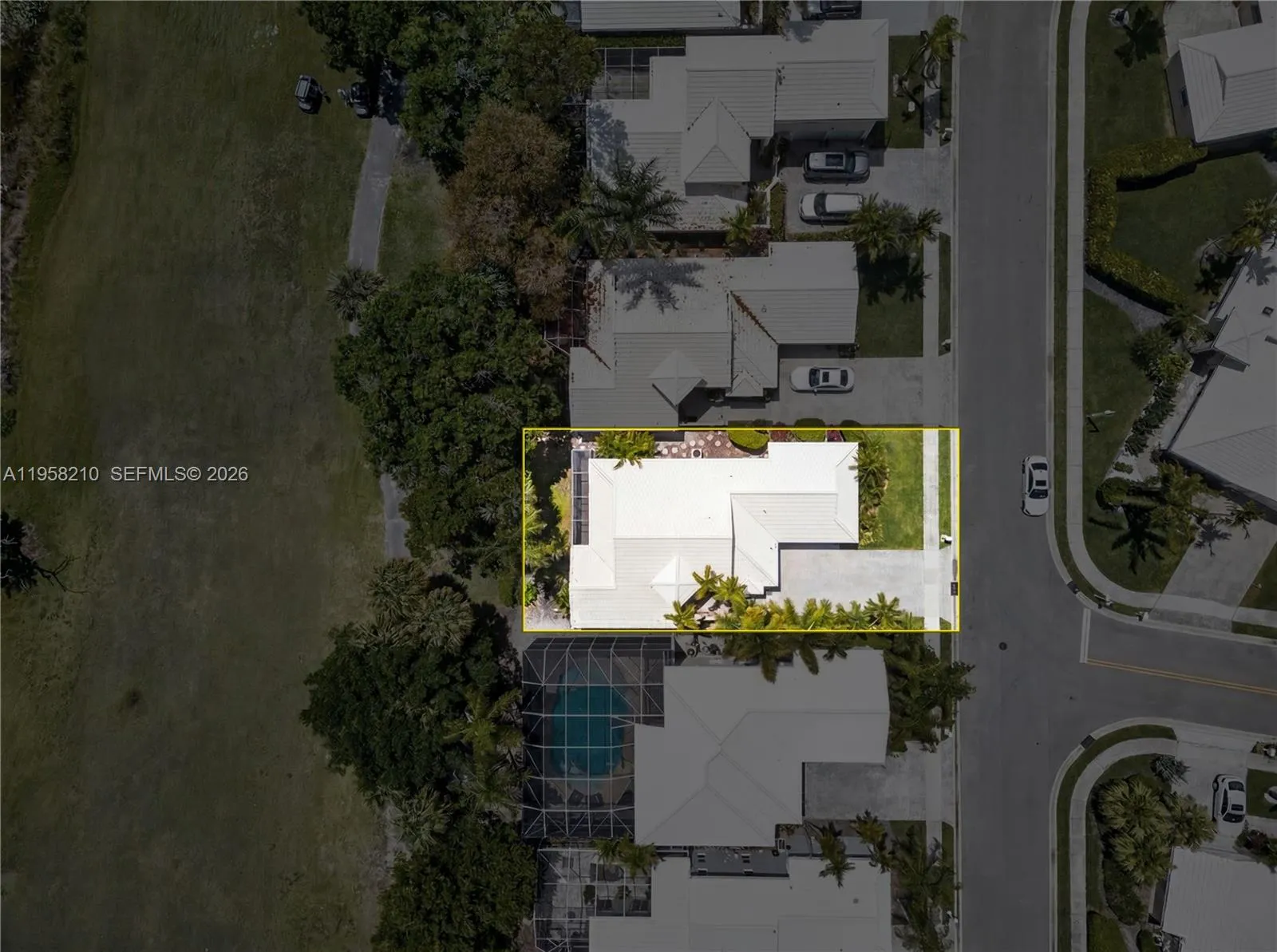 1251 E Wilshire Cir E, Pembroke Pines, Florida 330, Pembroke Pines, Florida 33027, 3 Bedrooms Bedrooms, ,2 BathroomsBathrooms,Residential,For Sale,1251 E Wilshire Cir E, Pembroke Pines, Florida 330,A11958210