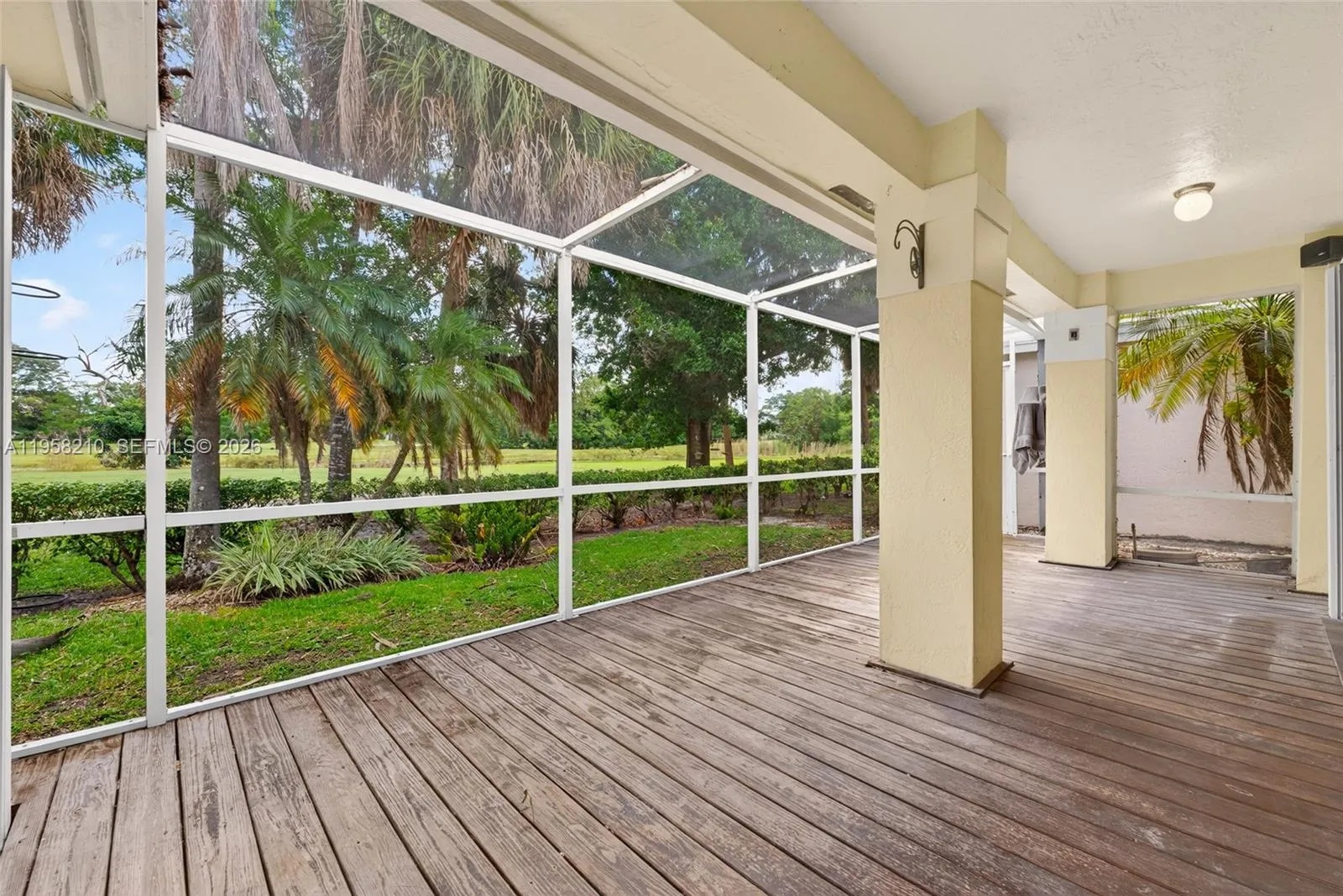 1251 E Wilshire Cir E, Pembroke Pines, Florida 330, Pembroke Pines, Florida 33027, 3 Bedrooms Bedrooms, ,2 BathroomsBathrooms,Residential,For Sale,1251 E Wilshire Cir E, Pembroke Pines, Florida 330,A11958210