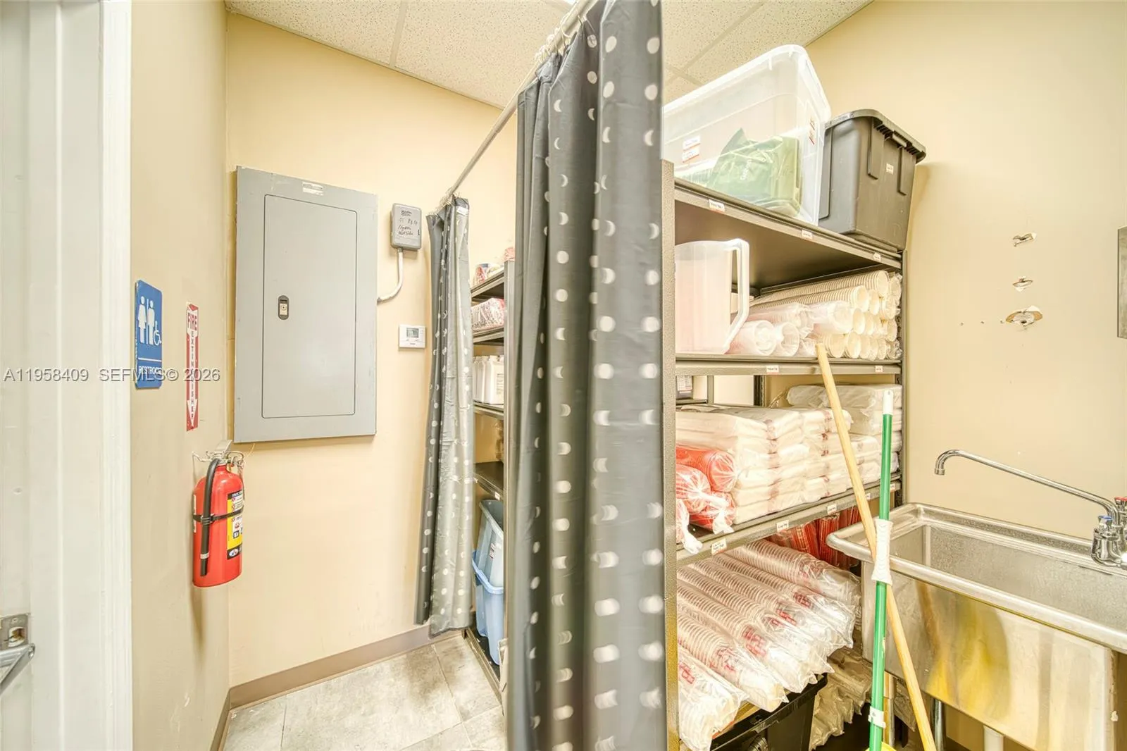 Boba Tea Restaurant For Sale In Flagler Street, Mi, Miami, Florida 33174, ,Business Opportunity,For Sale,Boba Tea Restaurant For Sale In Flagler Street, Mi,A11958409