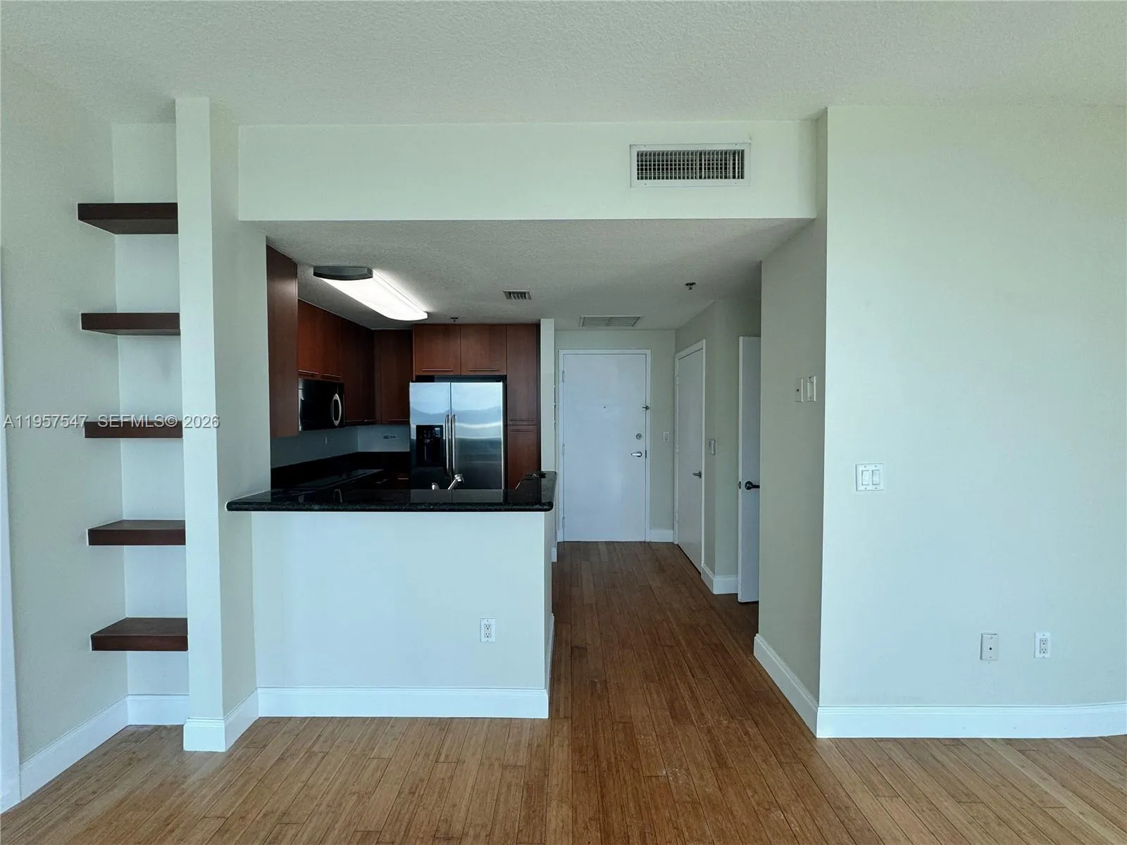 6515 Collins Ave 905, Miami Beach, Florida 33141, Miami Beach, Florida 33141, 1 Bedroom Bedrooms, ,1 BathroomBathrooms,Residential,For Sale,6515 Collins Ave 905, Miami Beach, Florida 33141,A11957547