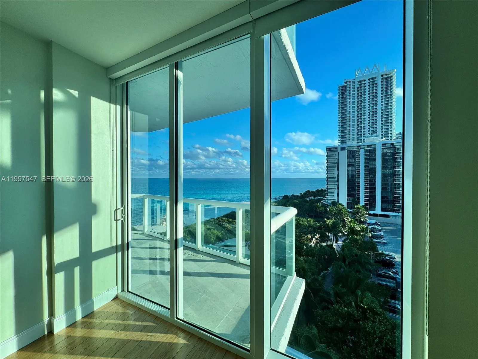 6515 Collins Ave 905, Miami Beach, Florida 33141, Miami Beach, Florida 33141, 1 Bedroom Bedrooms, ,1 BathroomBathrooms,Residential,For Sale,6515 Collins Ave 905, Miami Beach, Florida 33141,A11957547