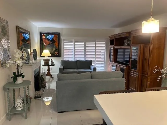 7230 Fairway Dr F7, Miami Lakes, Florida 33014, Miami Lakes, Florida 33014, 1 Bedroom Bedrooms, ,1 BathroomBathrooms,Residential Lease,For Rent,7230 Fairway Dr F7, Miami Lakes, Florida 33014,A11955230