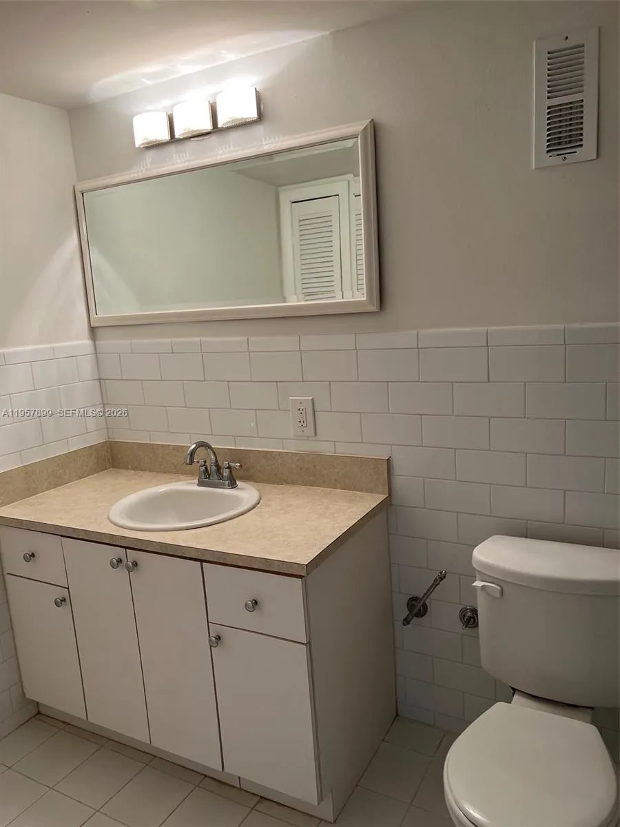 2500 Sw 6th St 503, Miami, Florida 33135, Miami, Florida 33135, 1 Bedroom Bedrooms, ,1 BathroomBathrooms,Residential Lease,For Rent,2500 Sw 6th St 503, Miami, Florida 33135,A11957899