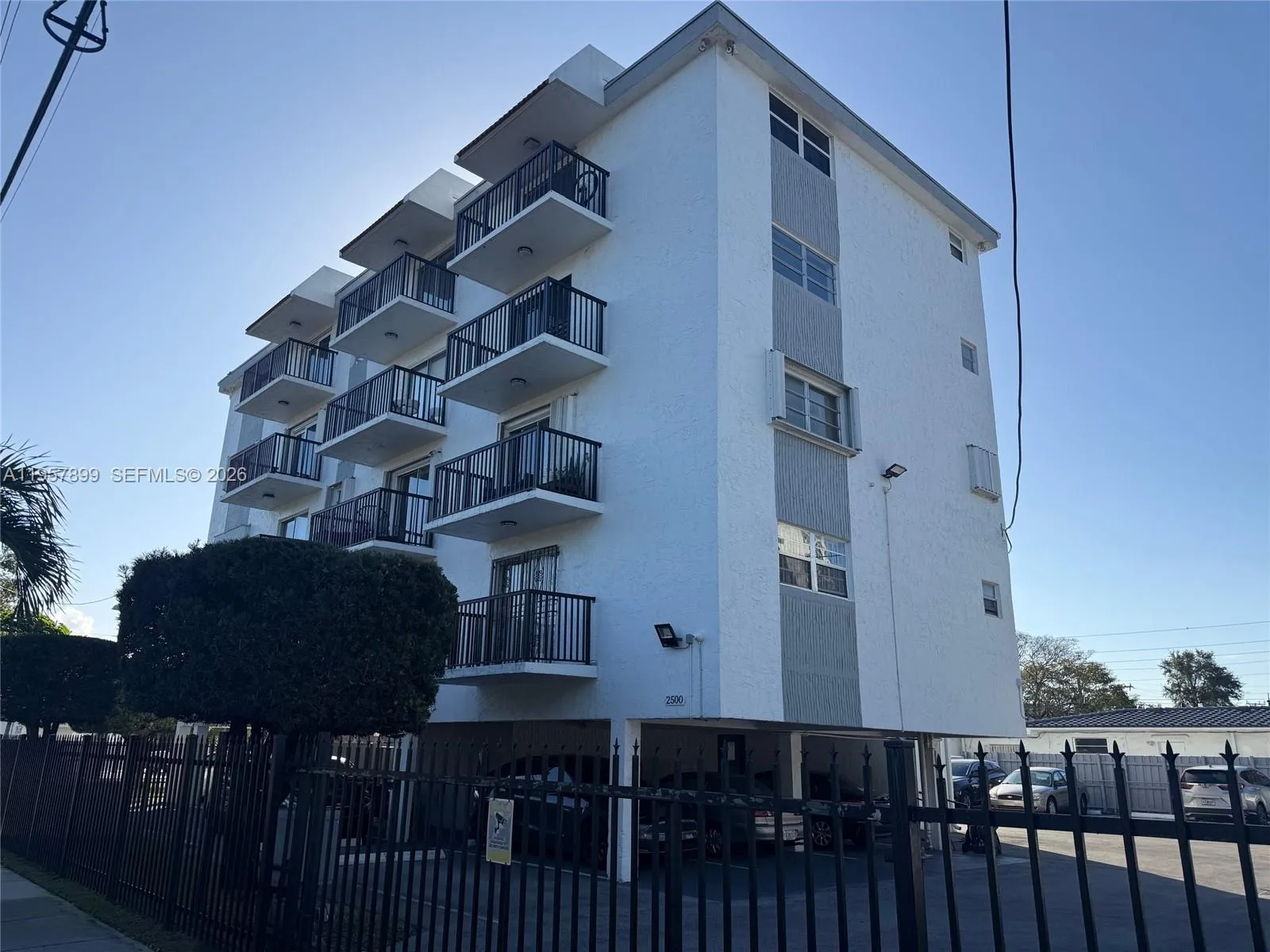 2500 Sw 6th St 503, Miami, Florida 33135, Miami, Florida 33135, 1 Bedroom Bedrooms, ,1 BathroomBathrooms,Residential Lease,For Rent,2500 Sw 6th St 503, Miami, Florida 33135,A11957899