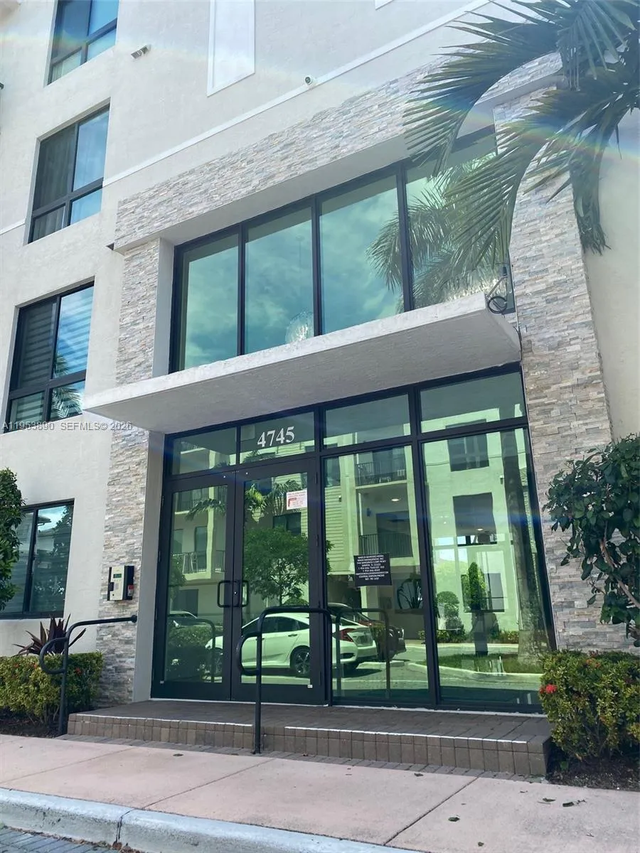 4745 Nw 84th Ct 48, Doral, Florida 33166, Doral, Florida 33166, 2 Bedrooms Bedrooms, ,2 BathroomsBathrooms,Residential Lease,For Rent,4745 Nw 84th Ct 48, Doral, Florida 33166,A11953890 4745 Nw 84th Ct 48, Doral, Florida 33166, Doral, Florida 33166, 2 Bedrooms Bedrooms, ,2 BathroomsBathrooms,Residential Lease,For Rent,4745 Nw 84th Ct 48, Doral, Florida 33166,A11953890