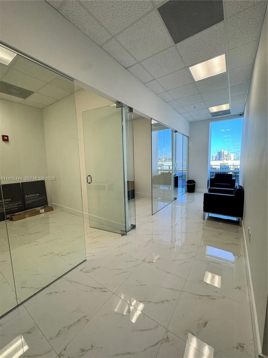 20200 W Dixie Hwy 605a, Miami, Florida 33180, Miami, Florida 33180, ,Commercial Lease,For Rent,20200 W Dixie Hwy 605a, Miami, Florida 33180,A11958444