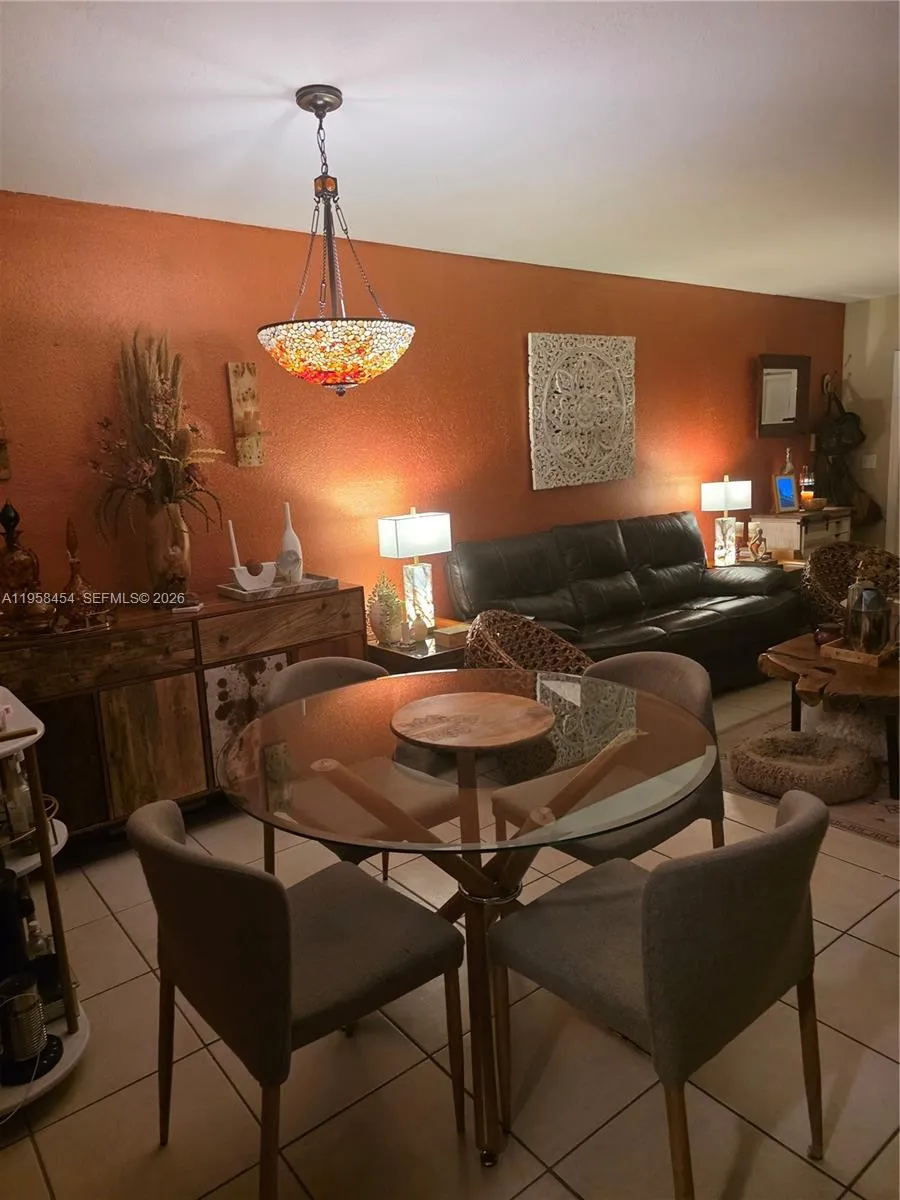 7701 W 36th Ave 3, Hialeah, Florida 33018, Hialeah, Florida 33018, 2 Bedrooms Bedrooms, ,2 BathroomsBathrooms,Residential,For Sale,7701 W 36th Ave 3, Hialeah, Florida 33018,A11958454