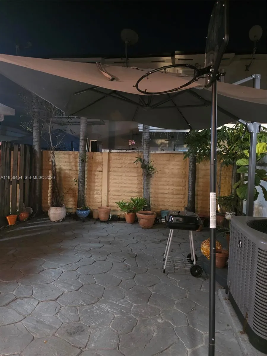 7701 W 36th Ave 3, Hialeah, Florida 33018, Hialeah, Florida 33018, 2 Bedrooms Bedrooms, ,2 BathroomsBathrooms,Residential,For Sale,7701 W 36th Ave 3, Hialeah, Florida 33018,A11958454