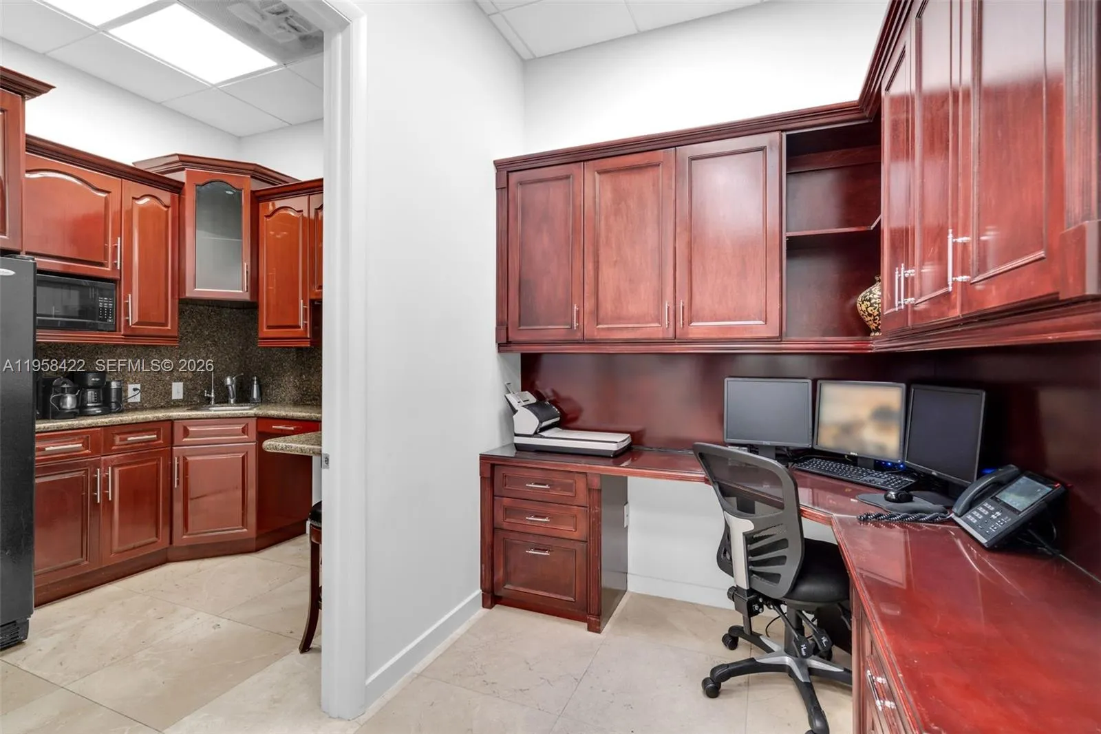 2020 Ponce De Leon Blvd 1007, Coral Gables, Florid, Coral Gables, Florida 33134, ,Commercial Sale,For Sale,2020 Ponce De Leon Blvd 1007, Coral Gables, Florid,A11958422