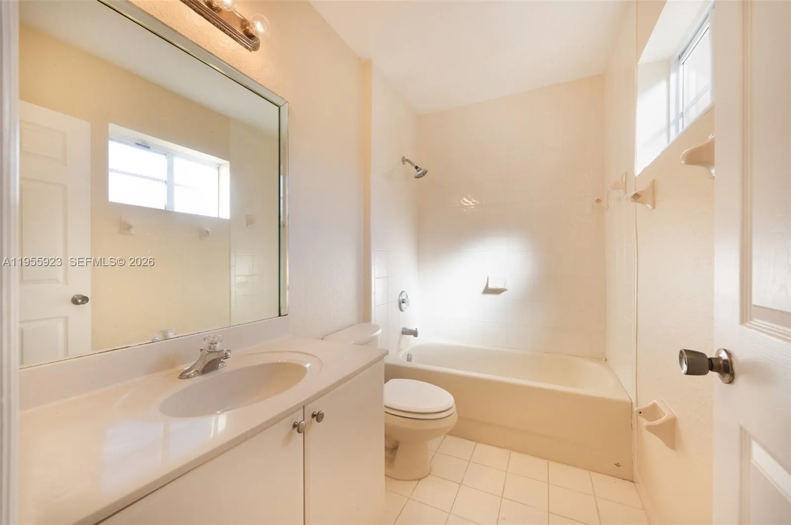 940 Sw 6th Ave, Florida City, Florida 33034, Florida City, Florida 33034, 3 Bedrooms Bedrooms, ,2 BathroomsBathrooms,Residential,For Sale,940 Sw 6th Ave, Florida City, Florida 33034,A11955923