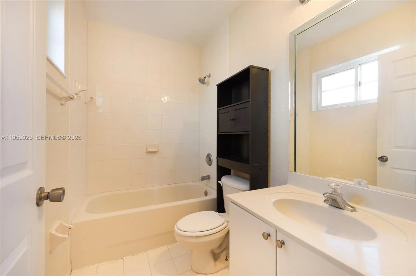 940 Sw 6th Ave, Florida City, Florida 33034, Florida City, Florida 33034, 3 Bedrooms Bedrooms, ,2 BathroomsBathrooms,Residential,For Sale,940 Sw 6th Ave, Florida City, Florida 33034,A11955923