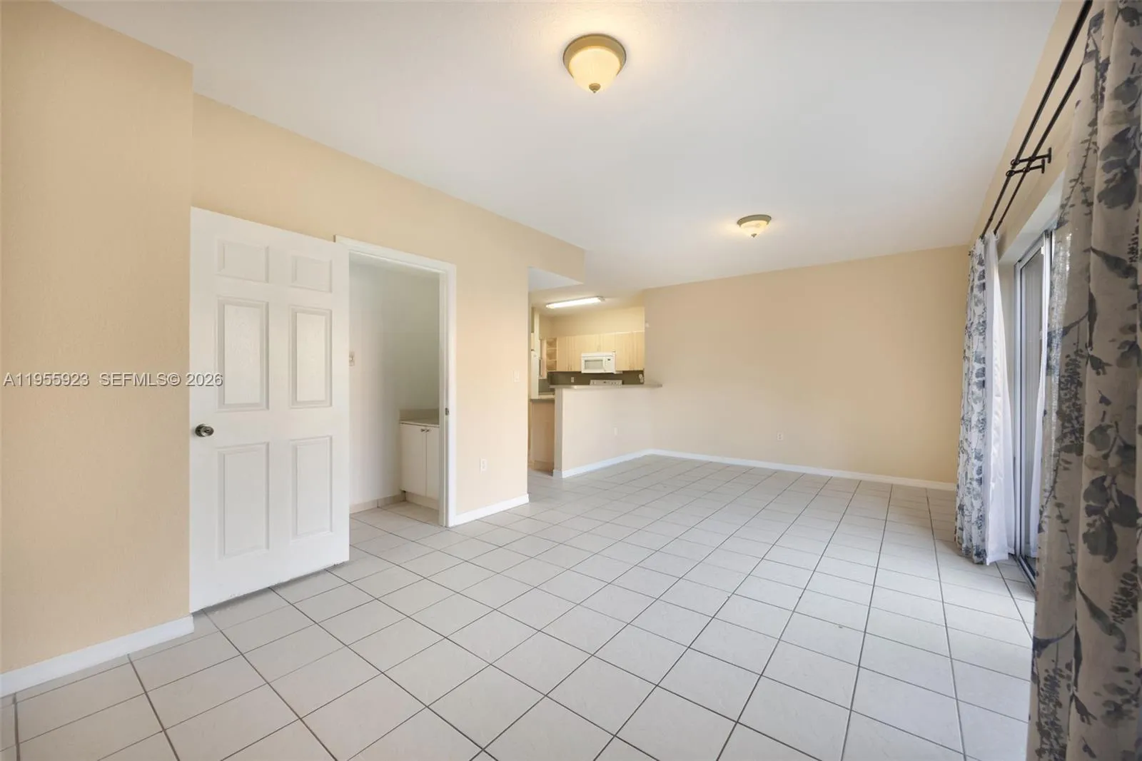940 Sw 6th Ave, Florida City, Florida 33034, Florida City, Florida 33034, 3 Bedrooms Bedrooms, ,2 BathroomsBathrooms,Residential,For Sale,940 Sw 6th Ave, Florida City, Florida 33034,A11955923