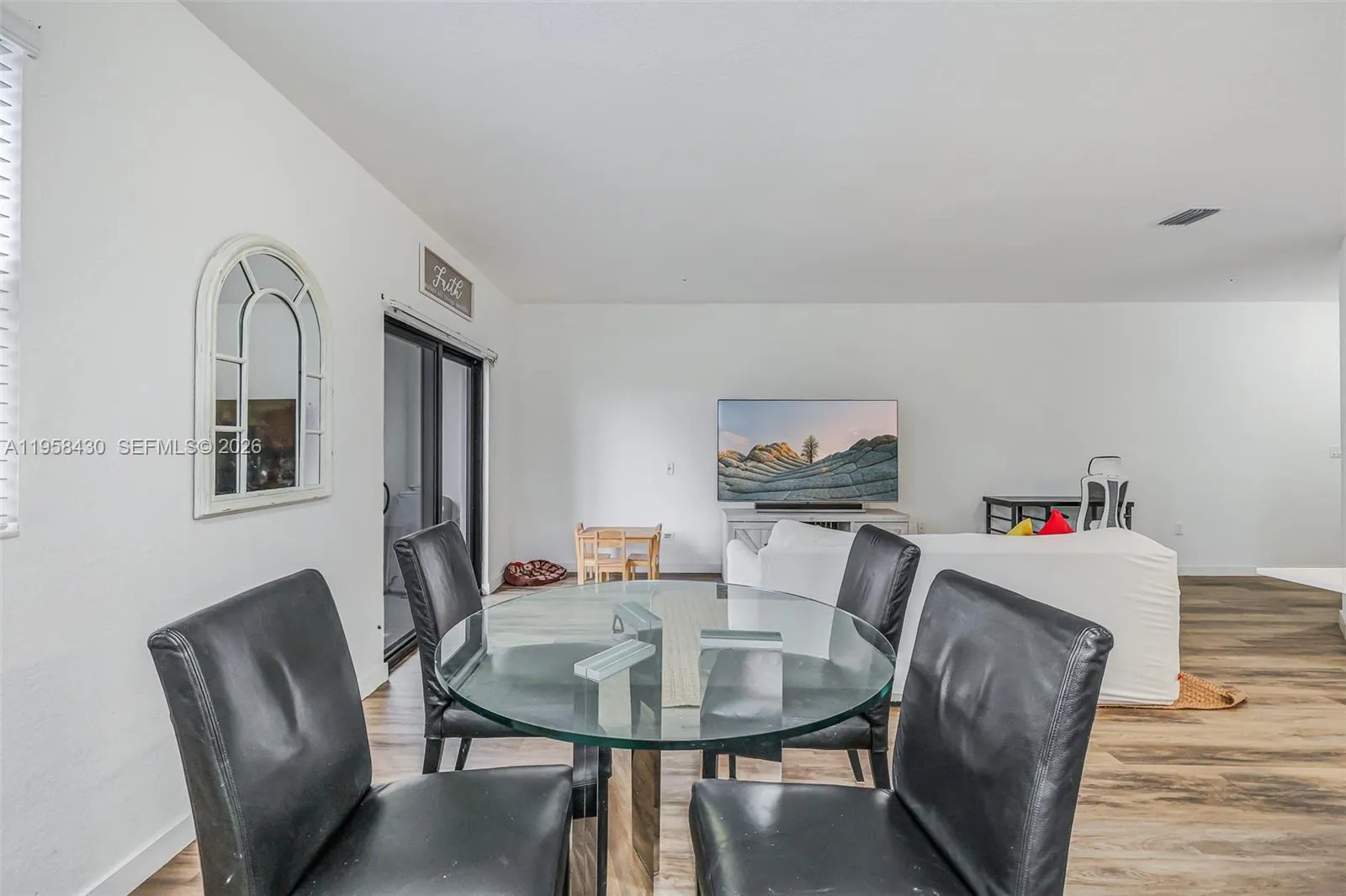 15500 Sw 136th St 202, Miami, Florida 33196, Miami, Florida 33196, 3 Bedrooms Bedrooms, ,2 BathroomsBathrooms,Residential,For Sale,15500 Sw 136th St 202, Miami, Florida 33196,A11958430