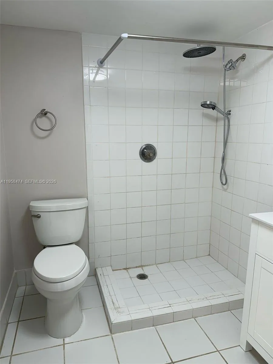 7830 Nw 33rd St 308, Davie, Florida 33024, Davie, Florida 33024, 2 Bedrooms Bedrooms, ,2 BathroomsBathrooms,Residential,For Sale,7830 Nw 33rd St 308, Davie, Florida 33024,A11958474