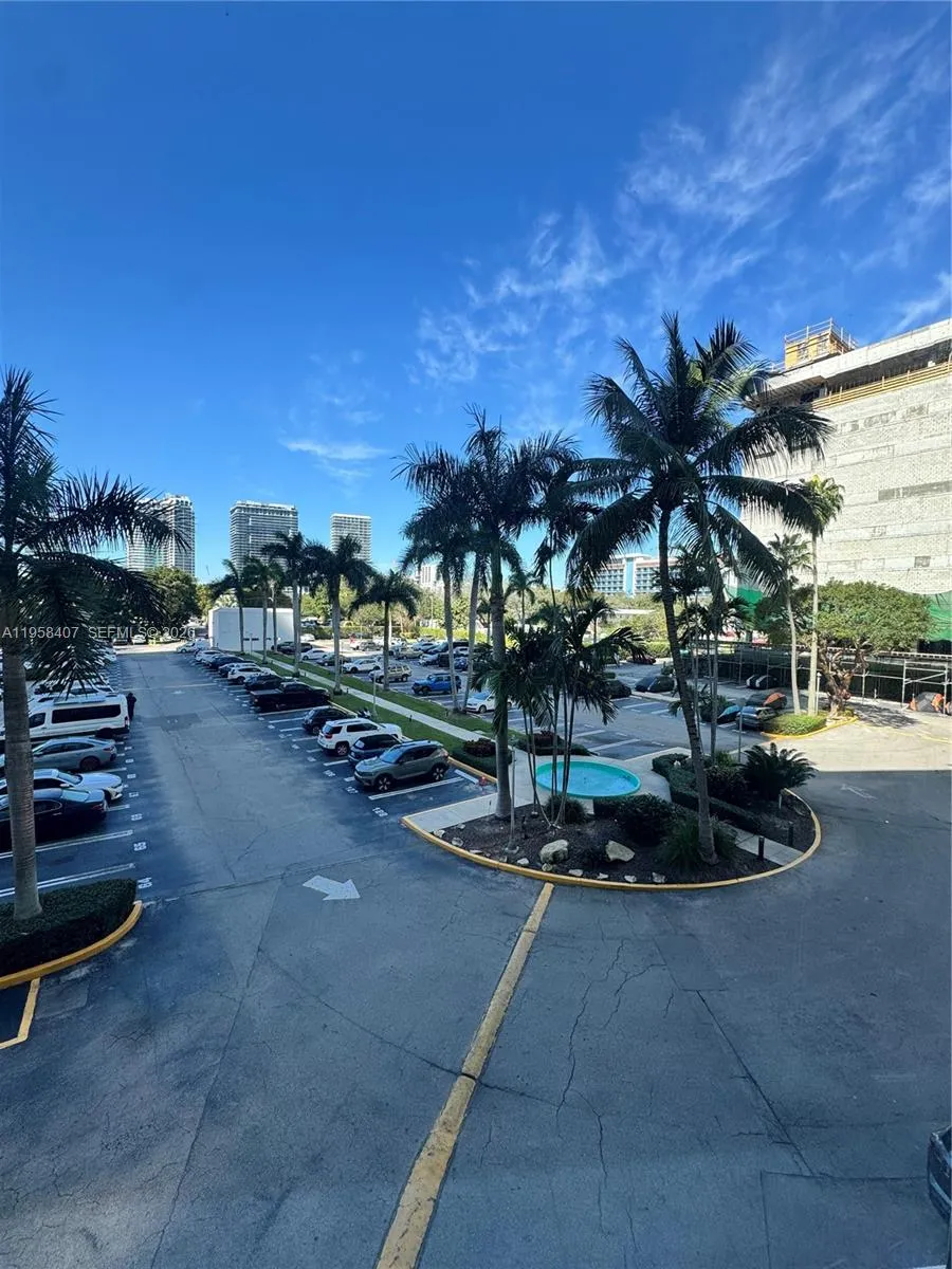 3301 Ne 5th Ave 303, Miami, Florida 33137, Miami, Florida 33137, 1 Bedroom Bedrooms, ,1 BathroomBathrooms,Residential Lease,For Rent,3301 Ne 5th Ave 303, Miami, Florida 33137,A11958407