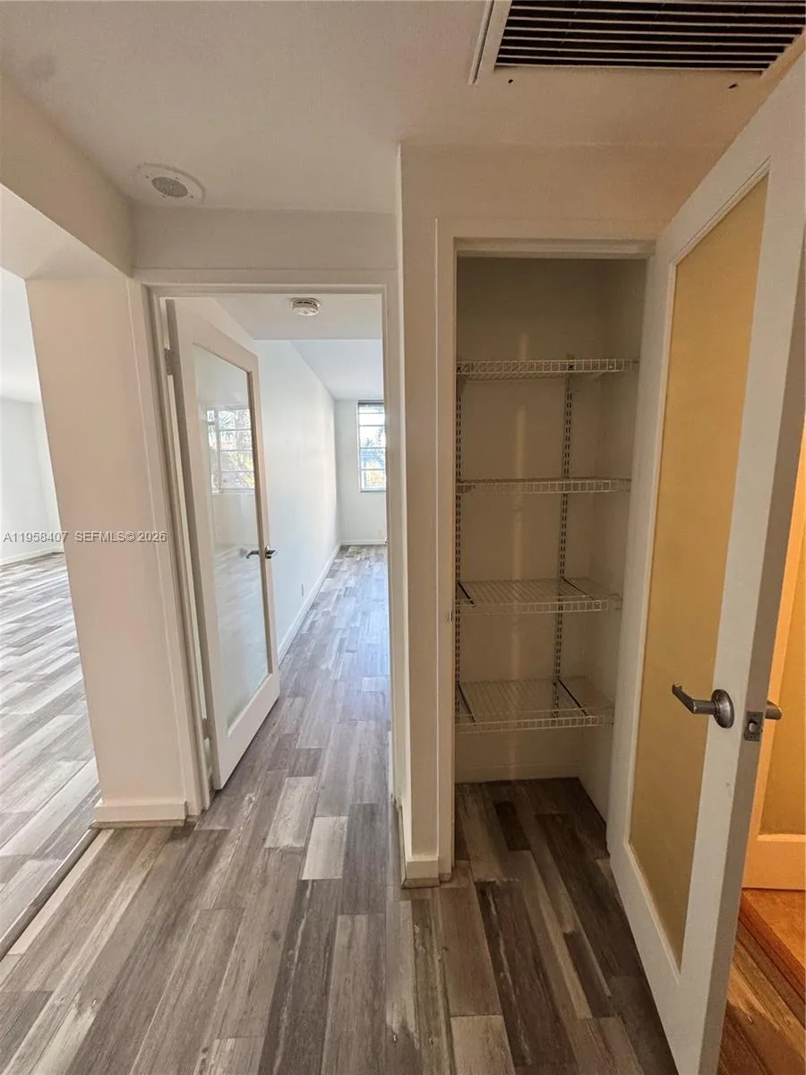 3301 Ne 5th Ave 303, Miami, Florida 33137, Miami, Florida 33137, 1 Bedroom Bedrooms, ,1 BathroomBathrooms,Residential Lease,For Rent,3301 Ne 5th Ave 303, Miami, Florida 33137,A11958407