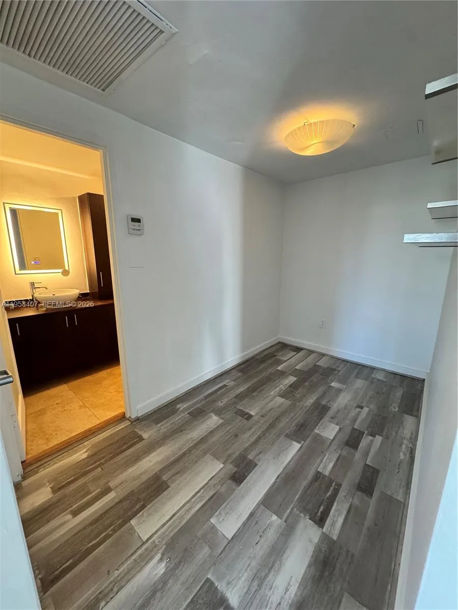 3301 Ne 5th Ave 303, Miami, Florida 33137, Miami, Florida 33137, 1 Bedroom Bedrooms, ,1 BathroomBathrooms,Residential Lease,For Rent,3301 Ne 5th Ave 303, Miami, Florida 33137,A11958407